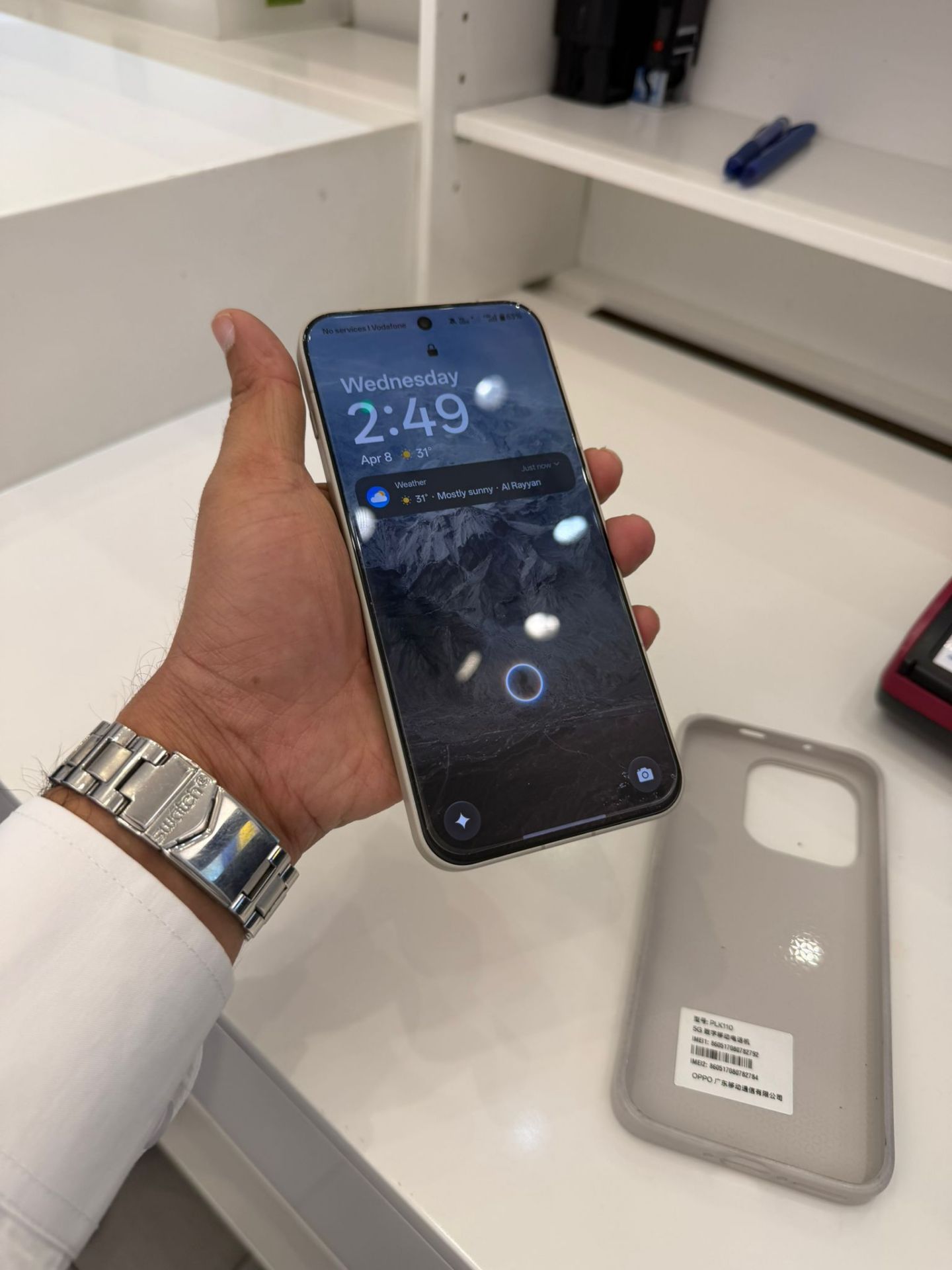 ONE PLUS 15 - Image 4