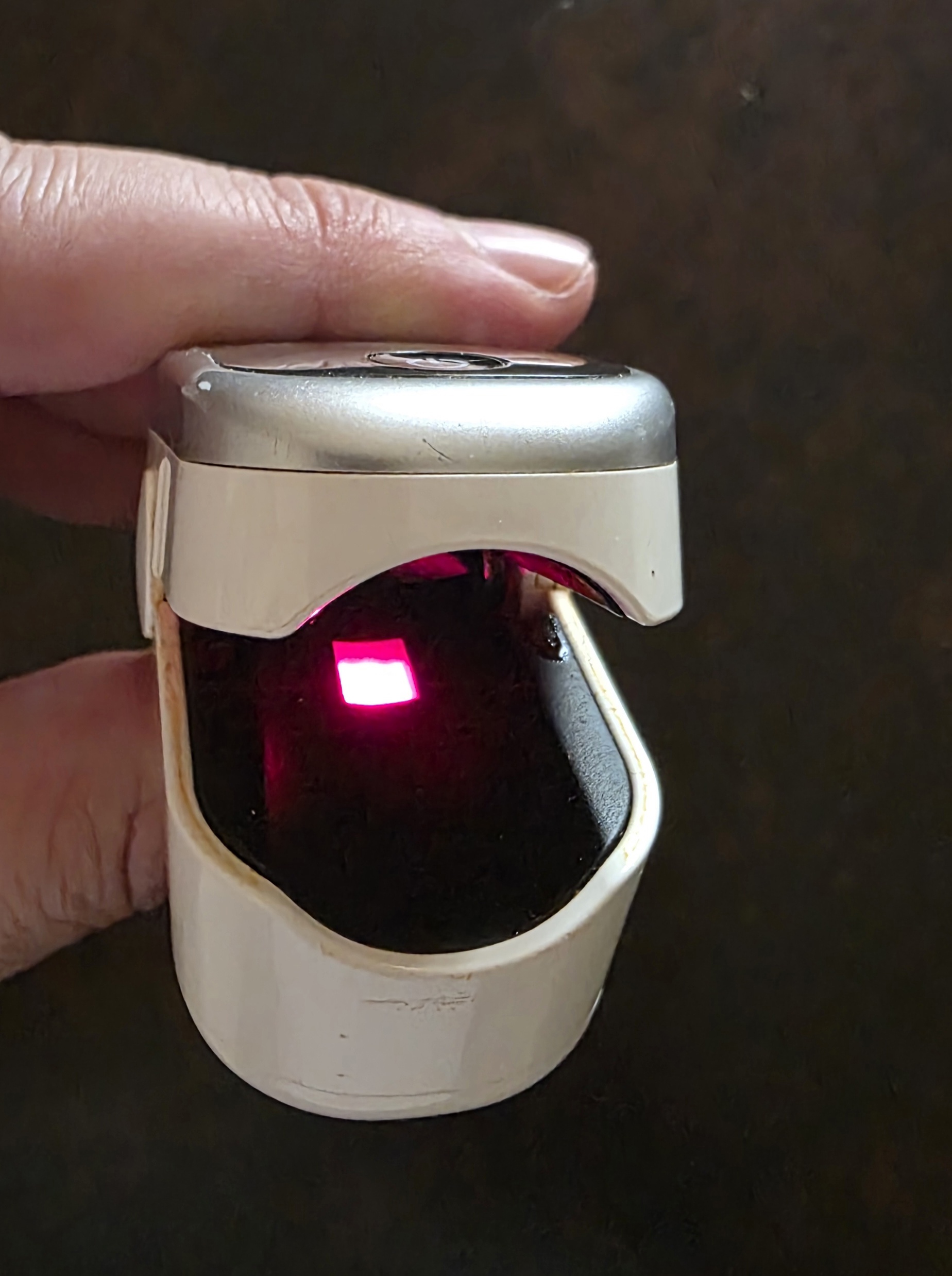 Beurer SPO2 and pulse oximeter - Image 8