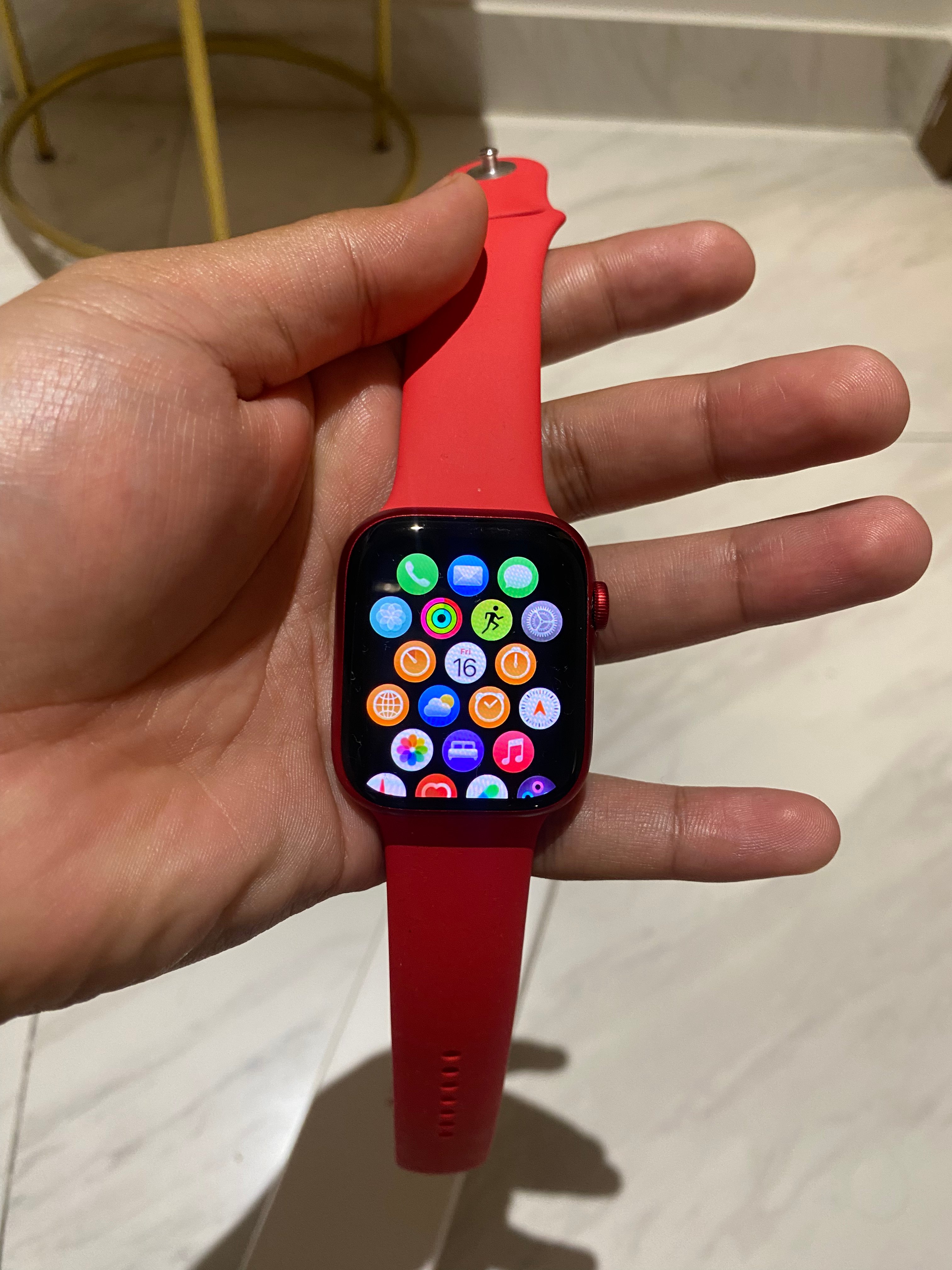 Apple Watch S8 Red Cellular - Image 2
