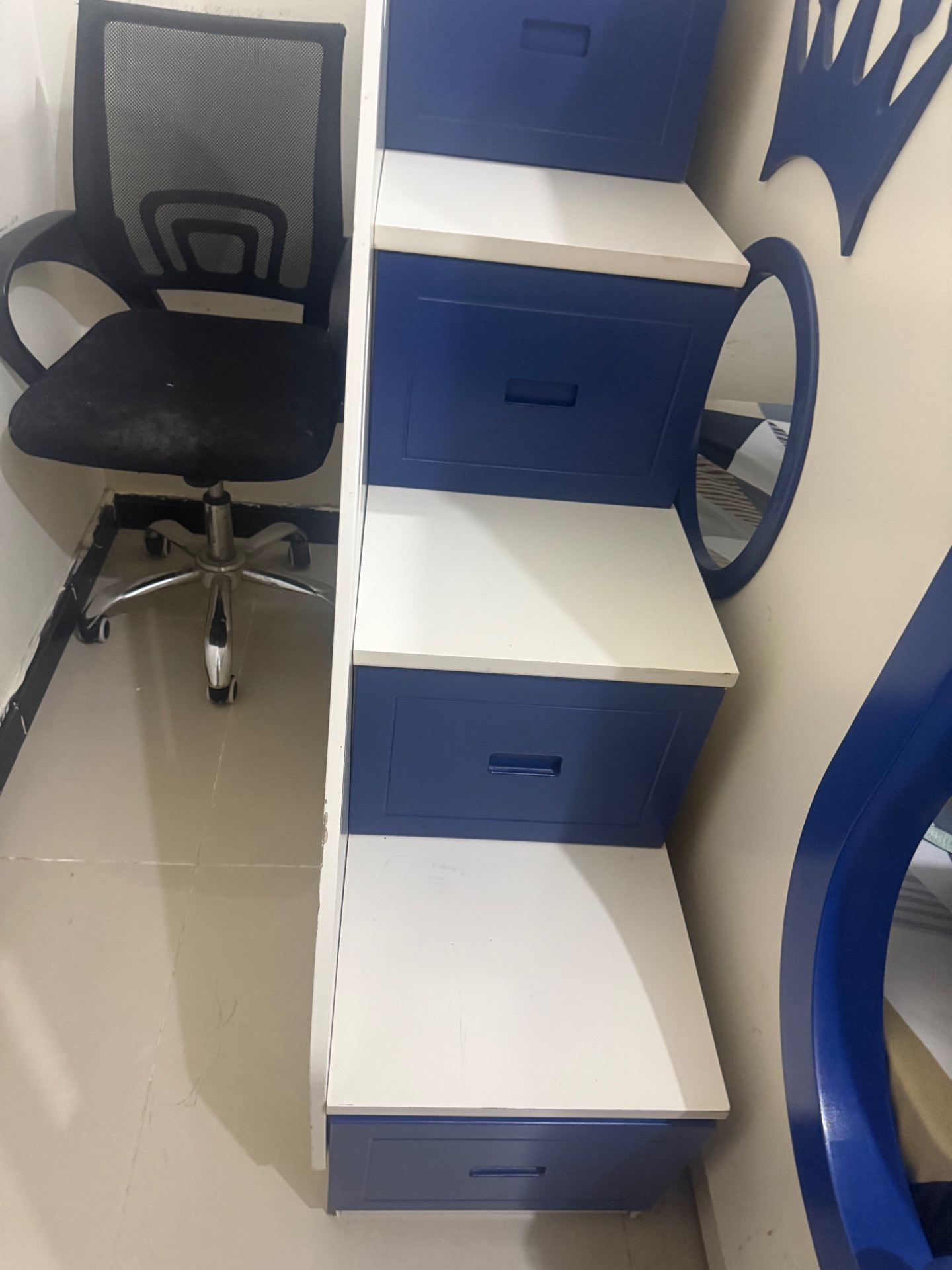 Bunk bed with mattress @ Old airport  - Image 4