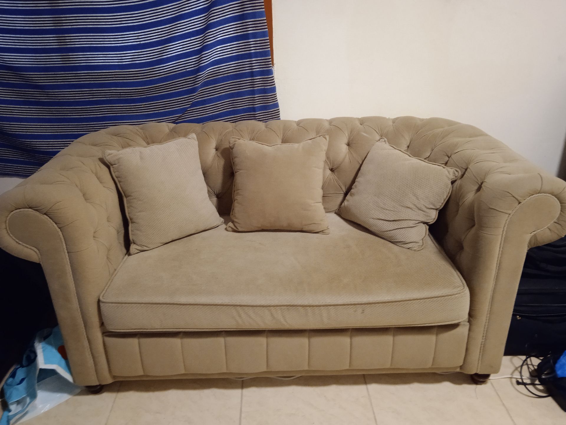 Sofa - Image 3