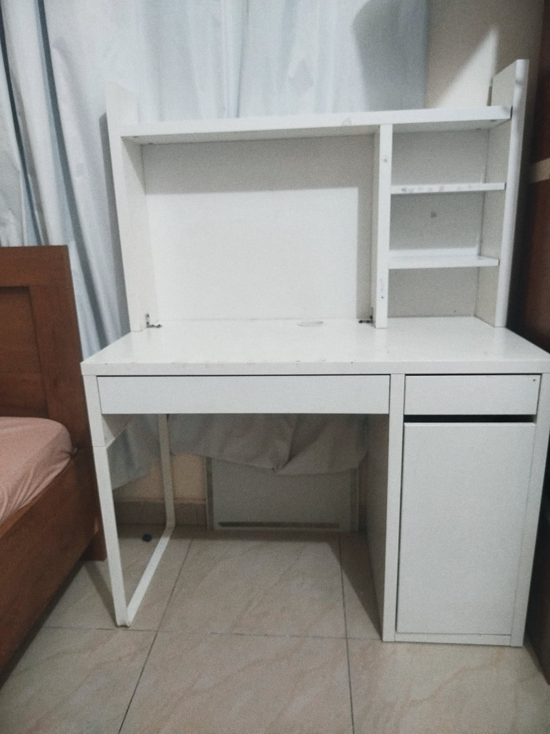 Study table - Image 4