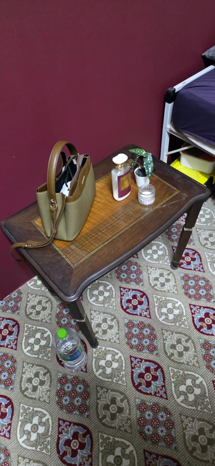 Antique small Table - Image 3