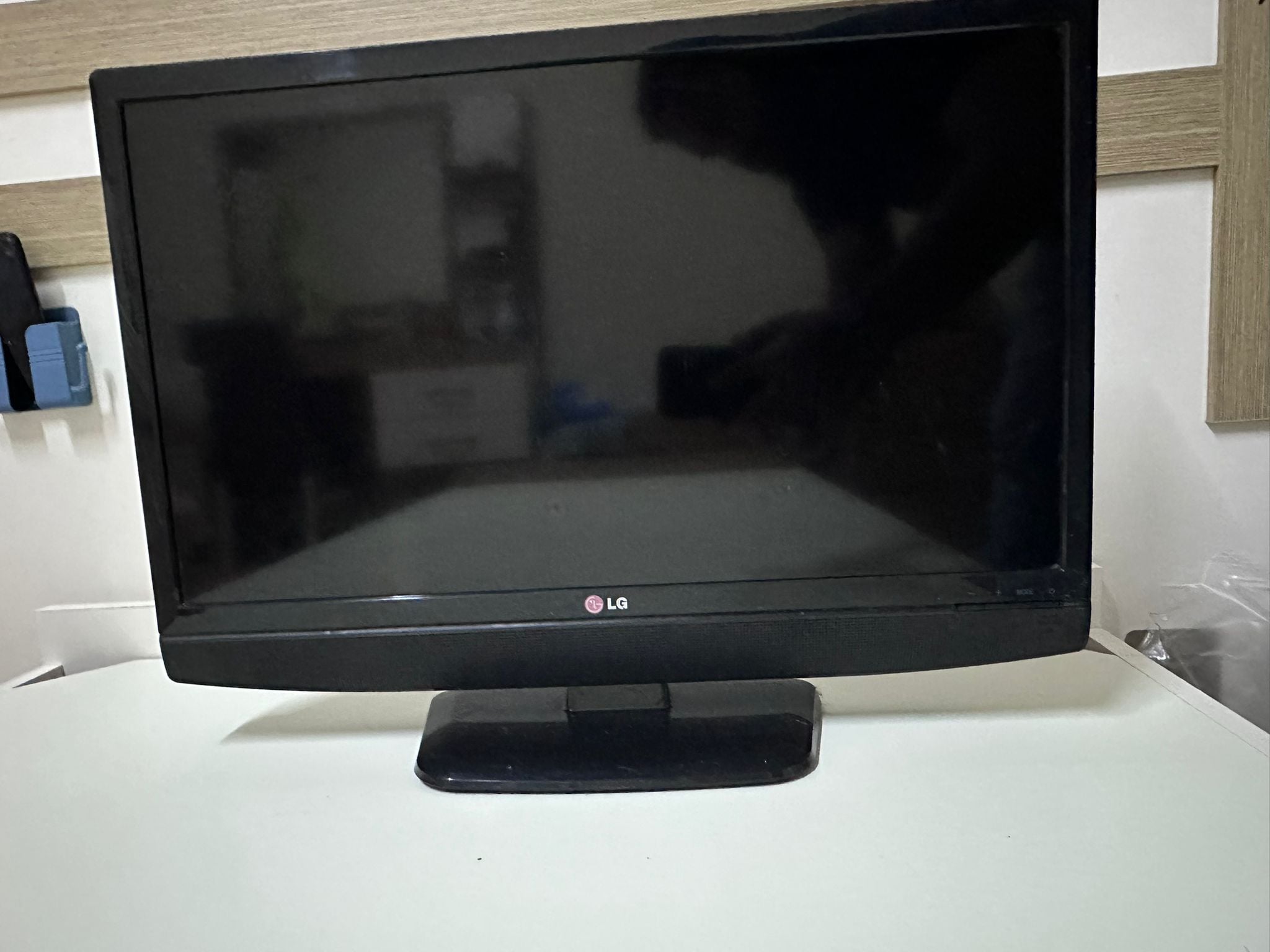 LG TV/Monitor 23.6" (Not Smart TV) - Image 1