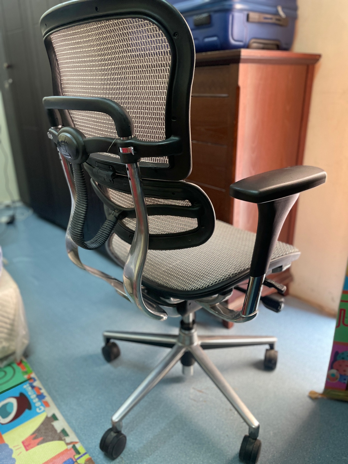 Ergohuman Medical Chair – For Sale! 🔥 600 QAR - Image 1