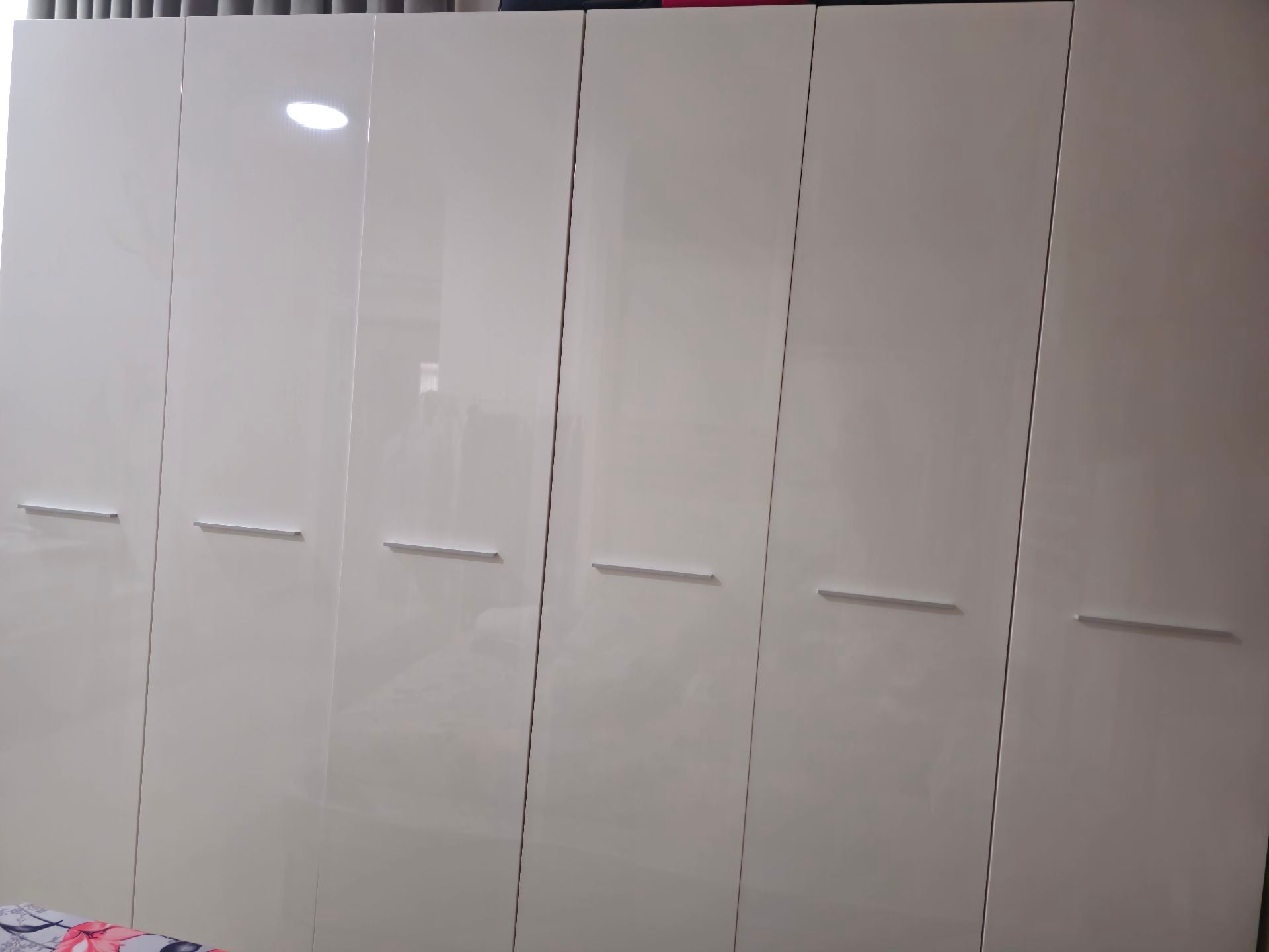 Wooden cupboard  - Image 2