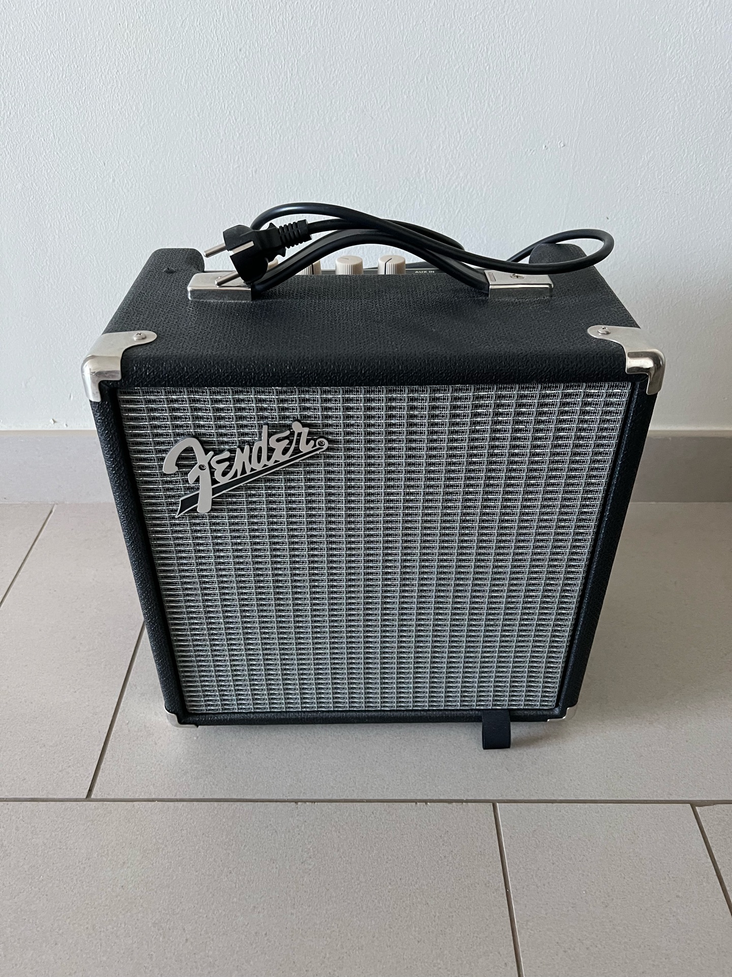 Fender Bass Amplifier - Image 5