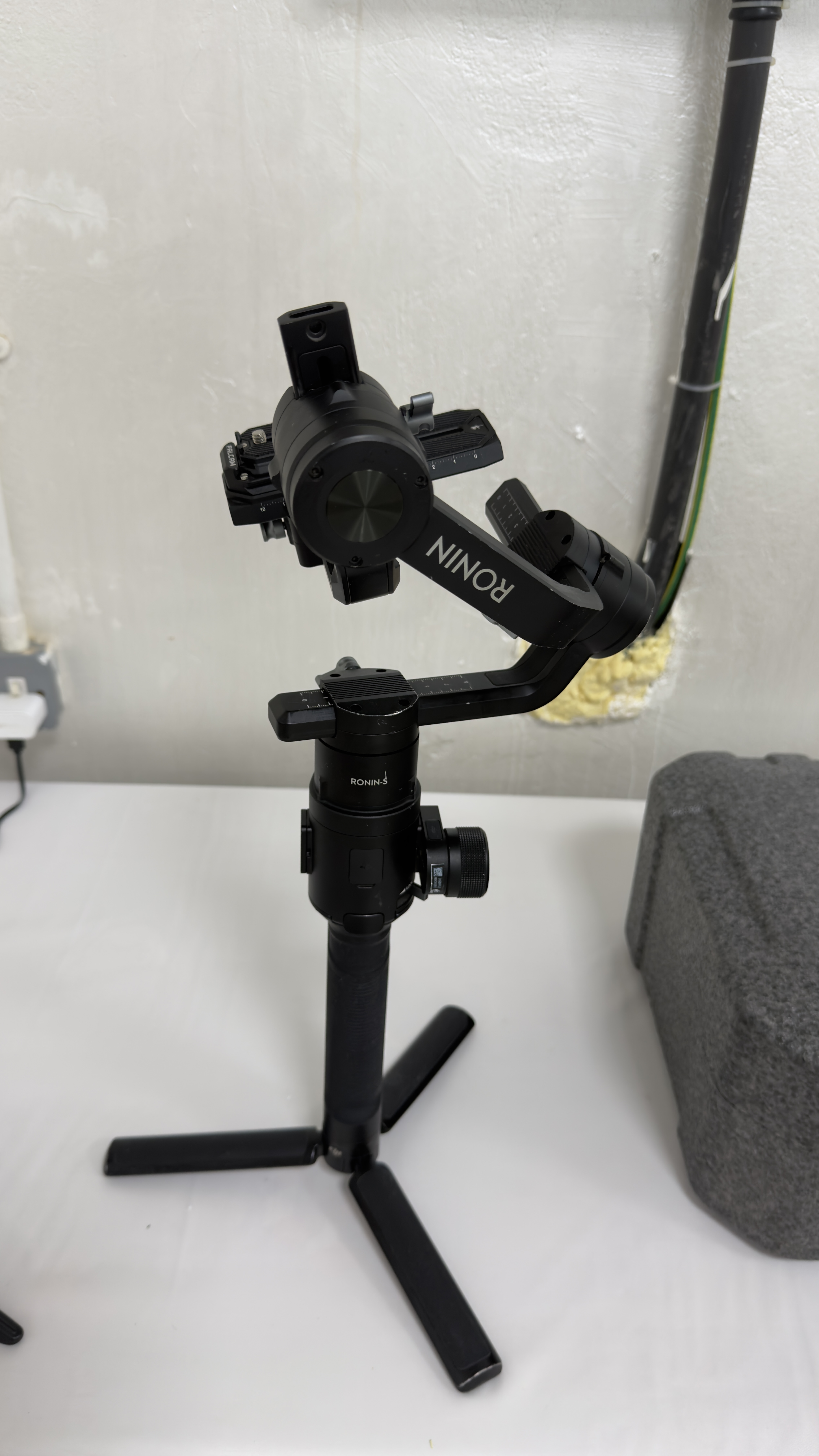 NIKON  - Image 9