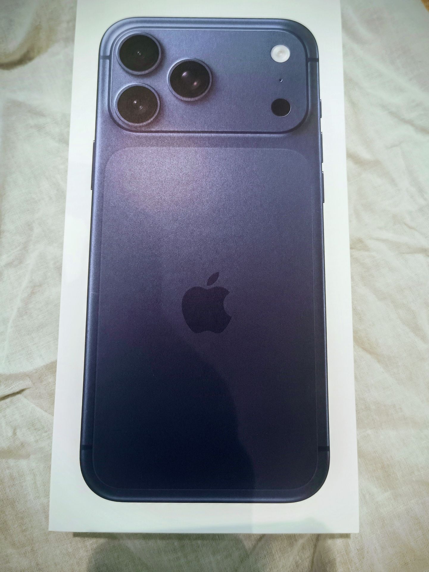 Iphone 17 promax new seald peac - Image 1