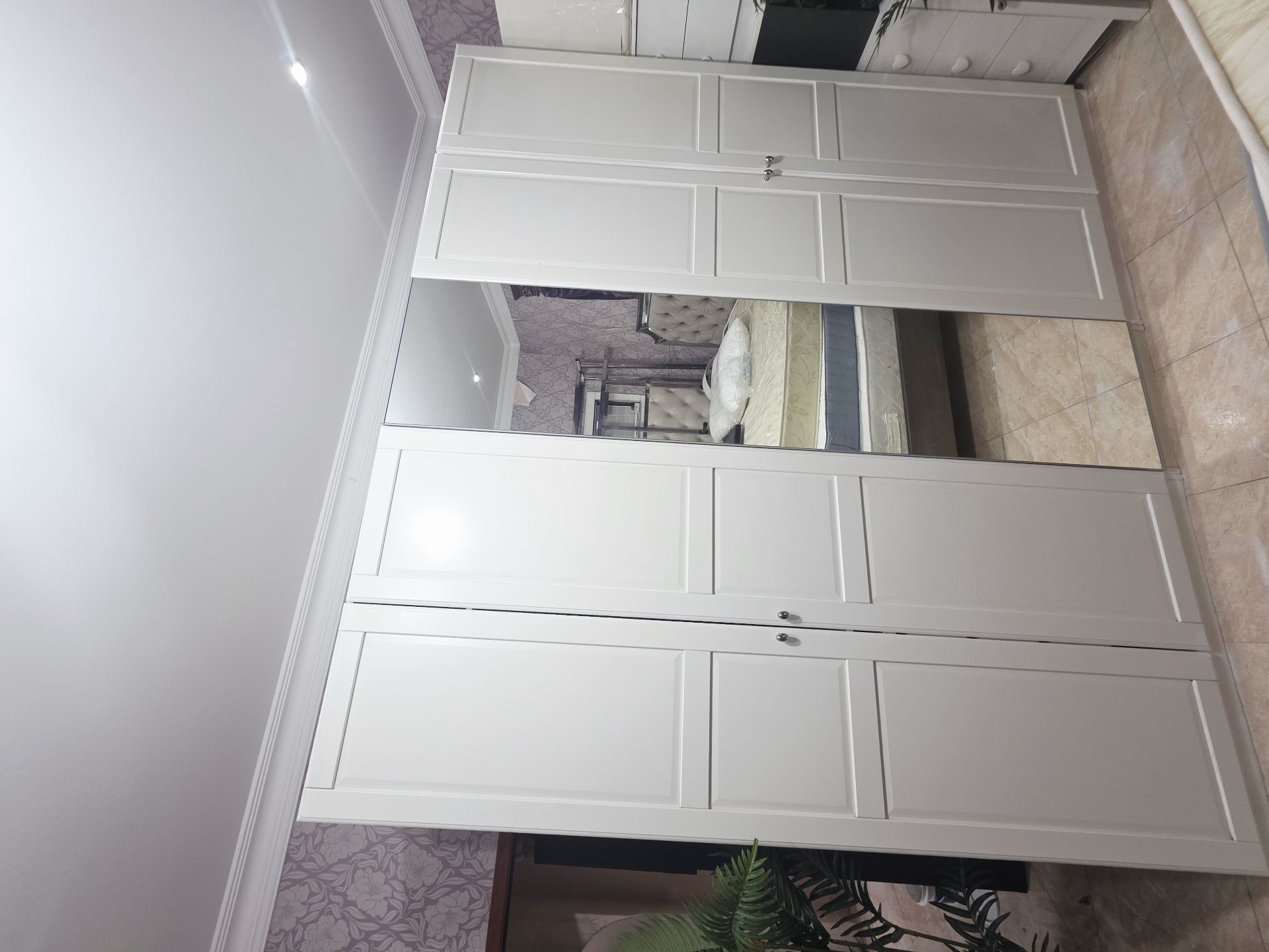 5 Door cabinet  - Image 7