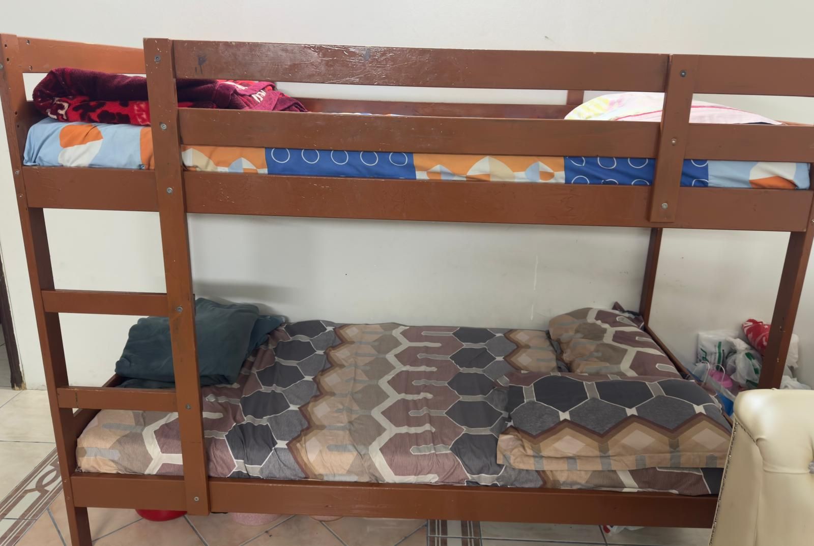 Bed with mattress King size - QR. 500 - Image 2