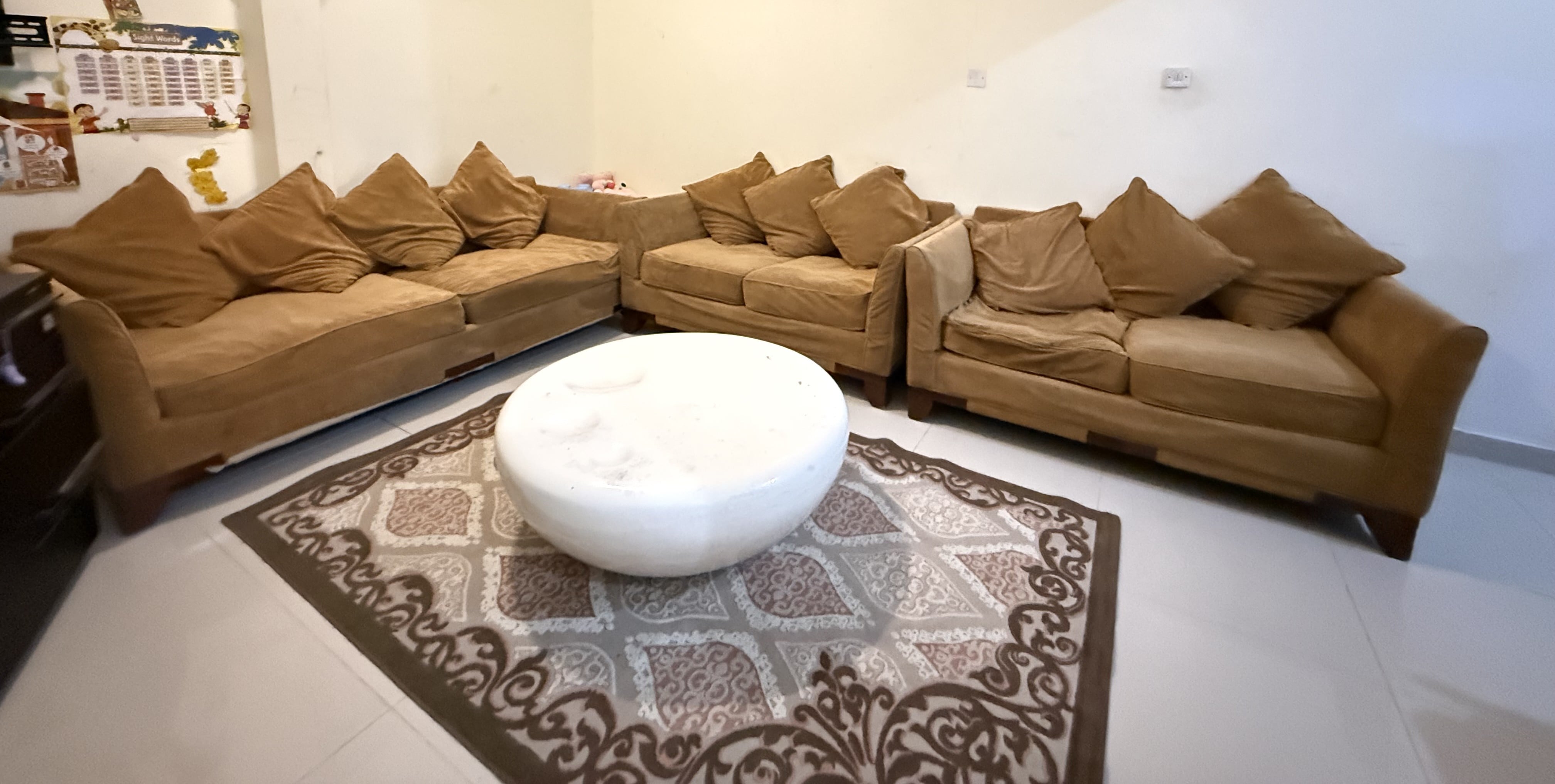 WELL MAINTAINED ..10 SEATER SOFA SET 6+3+3  - Image 2
