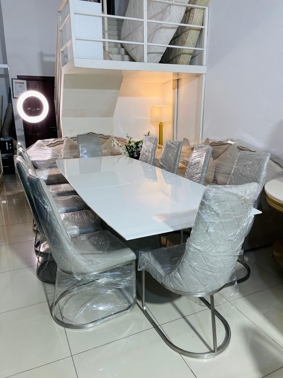 Home centre adjustable Dinning table  - Image 3