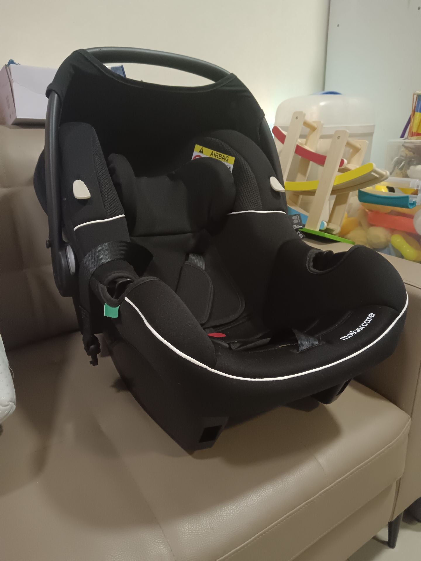 M care car seat till 18 months  - Image 4