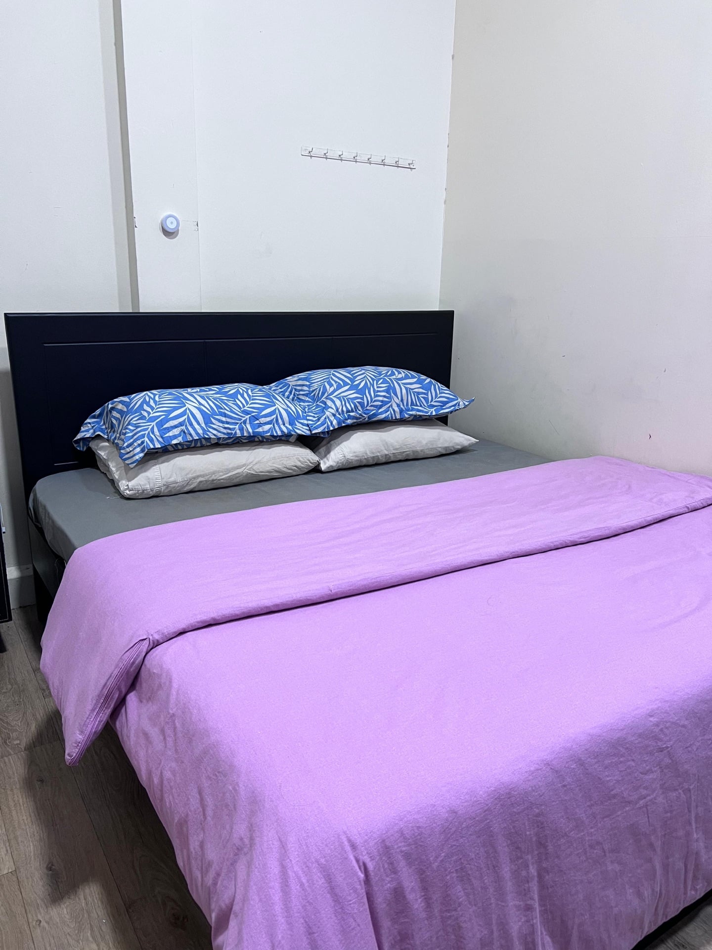 King bed brand new condition - Image 1
