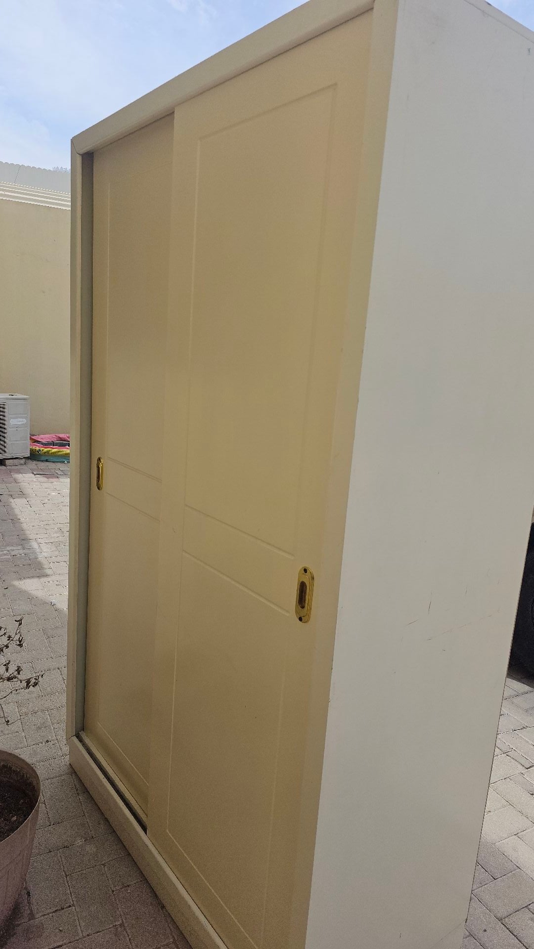 Cupboard  - Image 2