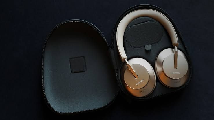 Huawei Freebuds Studio  - Image 3