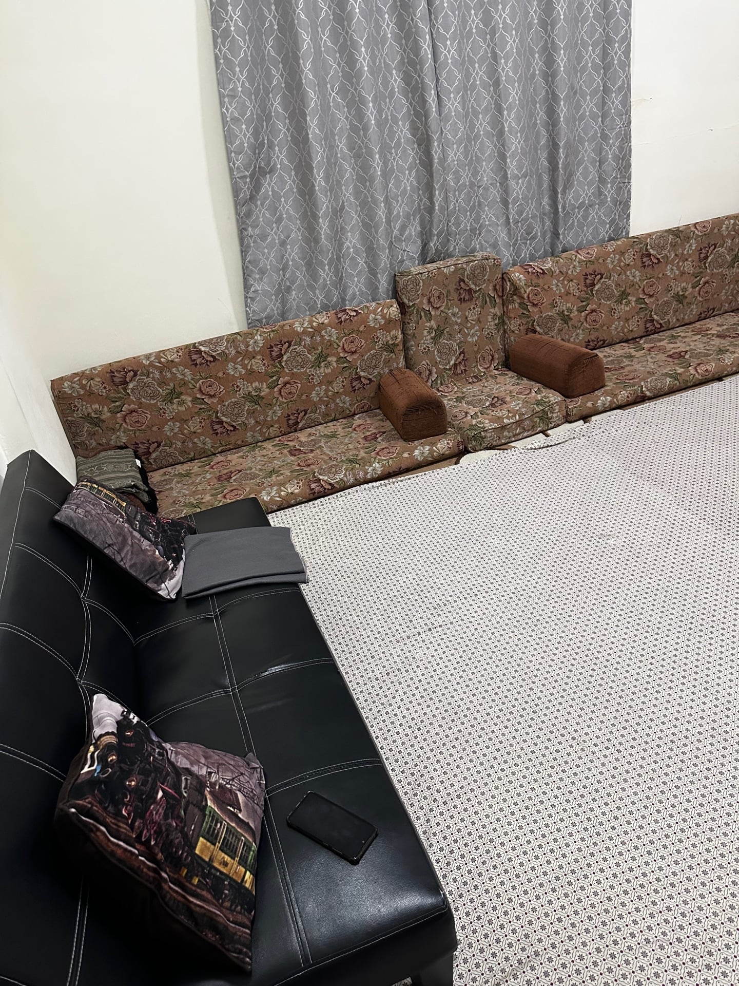 Majlis - Image 1