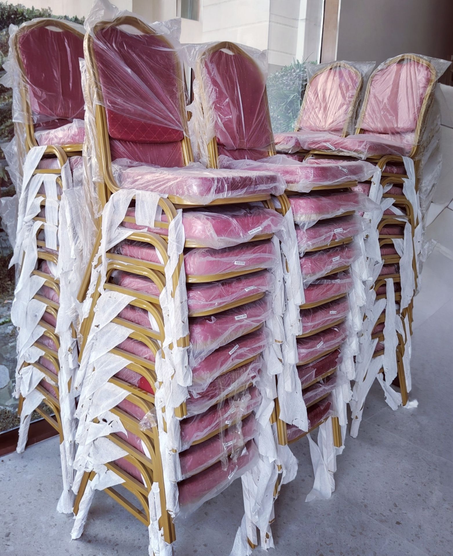 We selling new sofa set and chairs. 33757438 - Image 10
