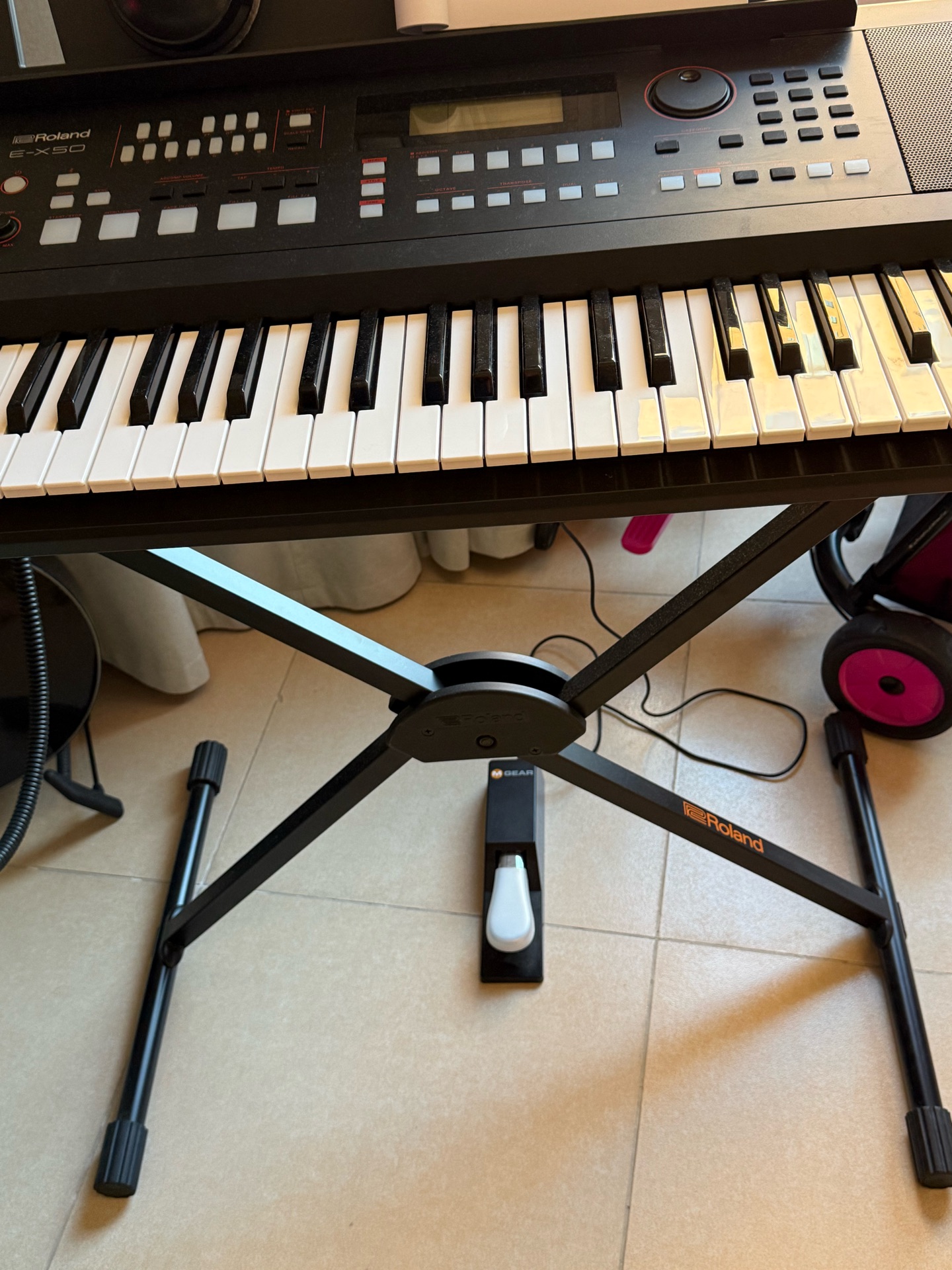 Roland E-X50 61-key Arranger Keyboard with Arabic Tone and Scale - Image 2