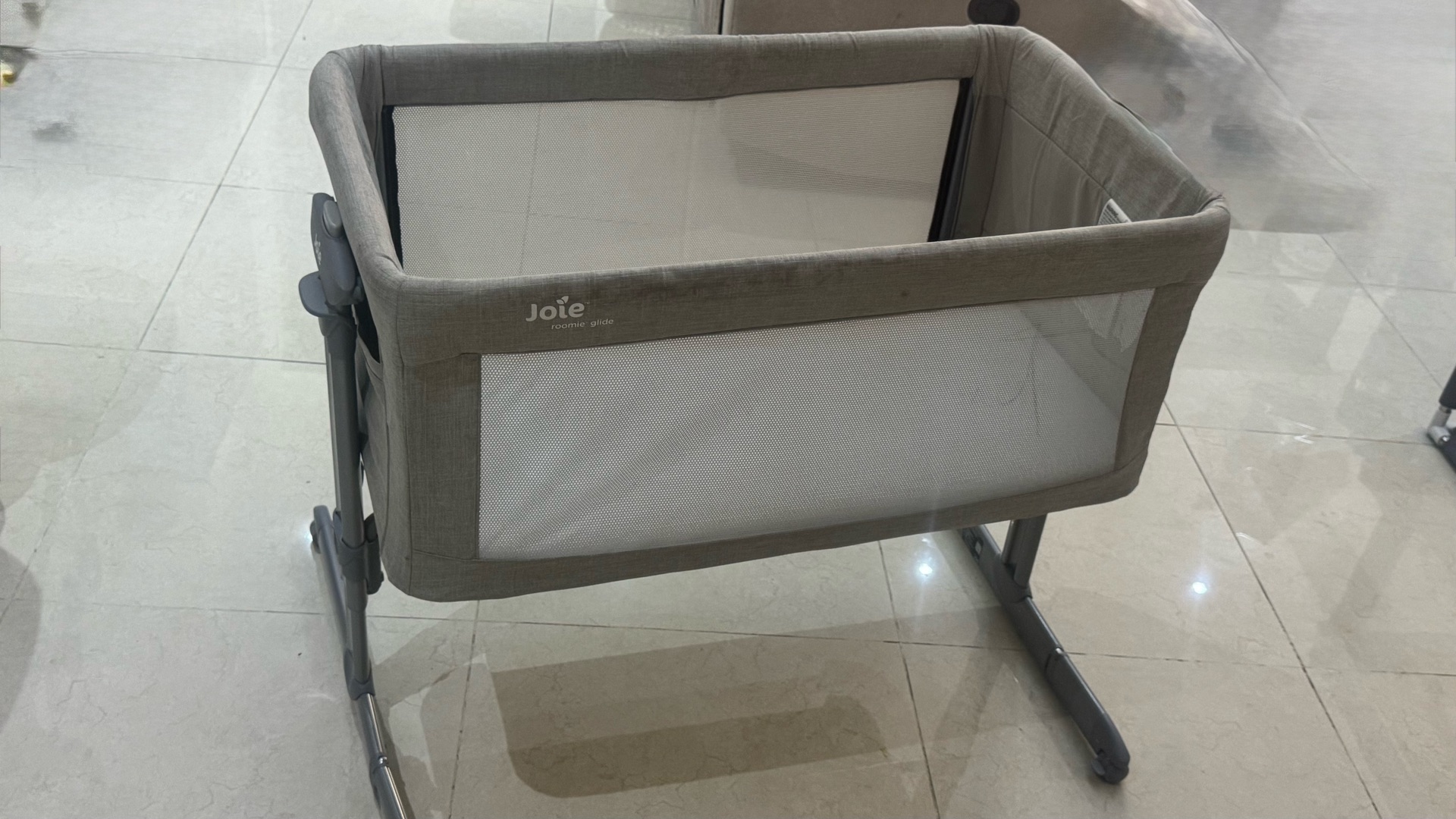Baby Cradle - JOIE Brand for sale - Image 6
