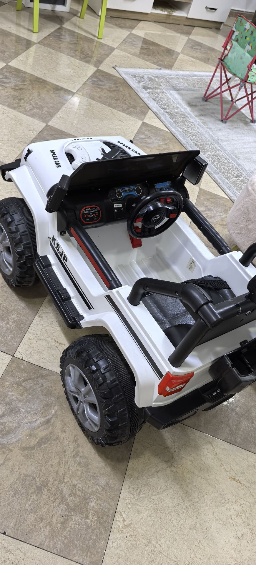 Battery operated Jeep almost new, rarely used with remote and charger. - Image 5