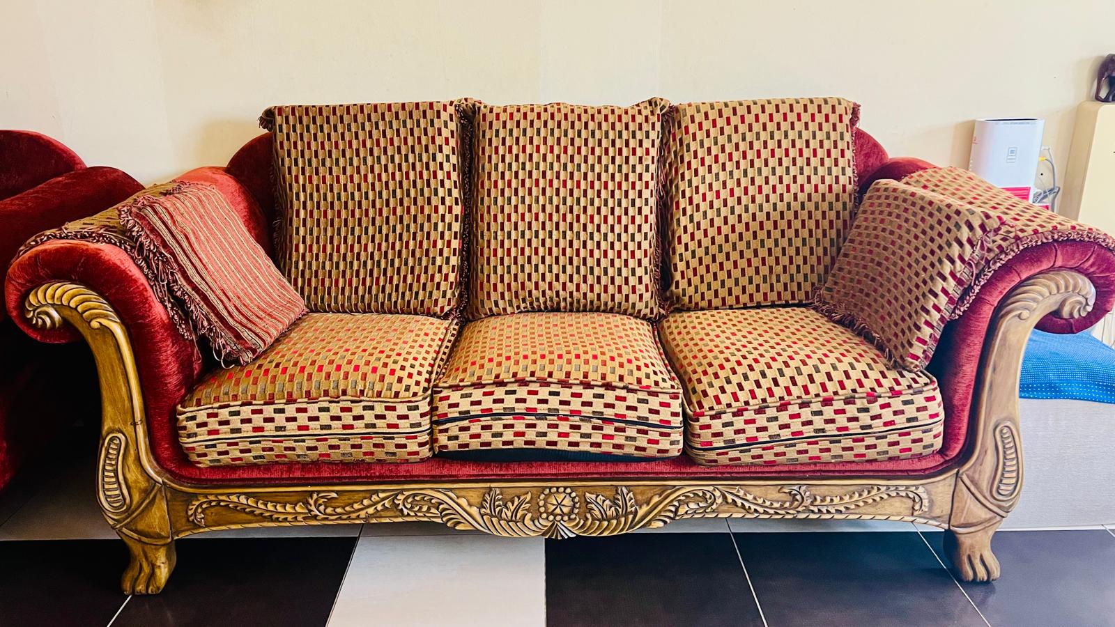 3+2 sofa set - Image 3