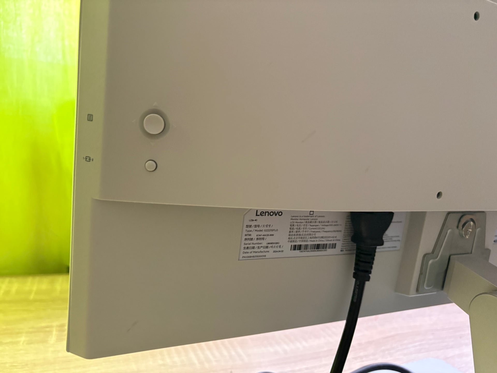 Lenovo monitor - Image 4