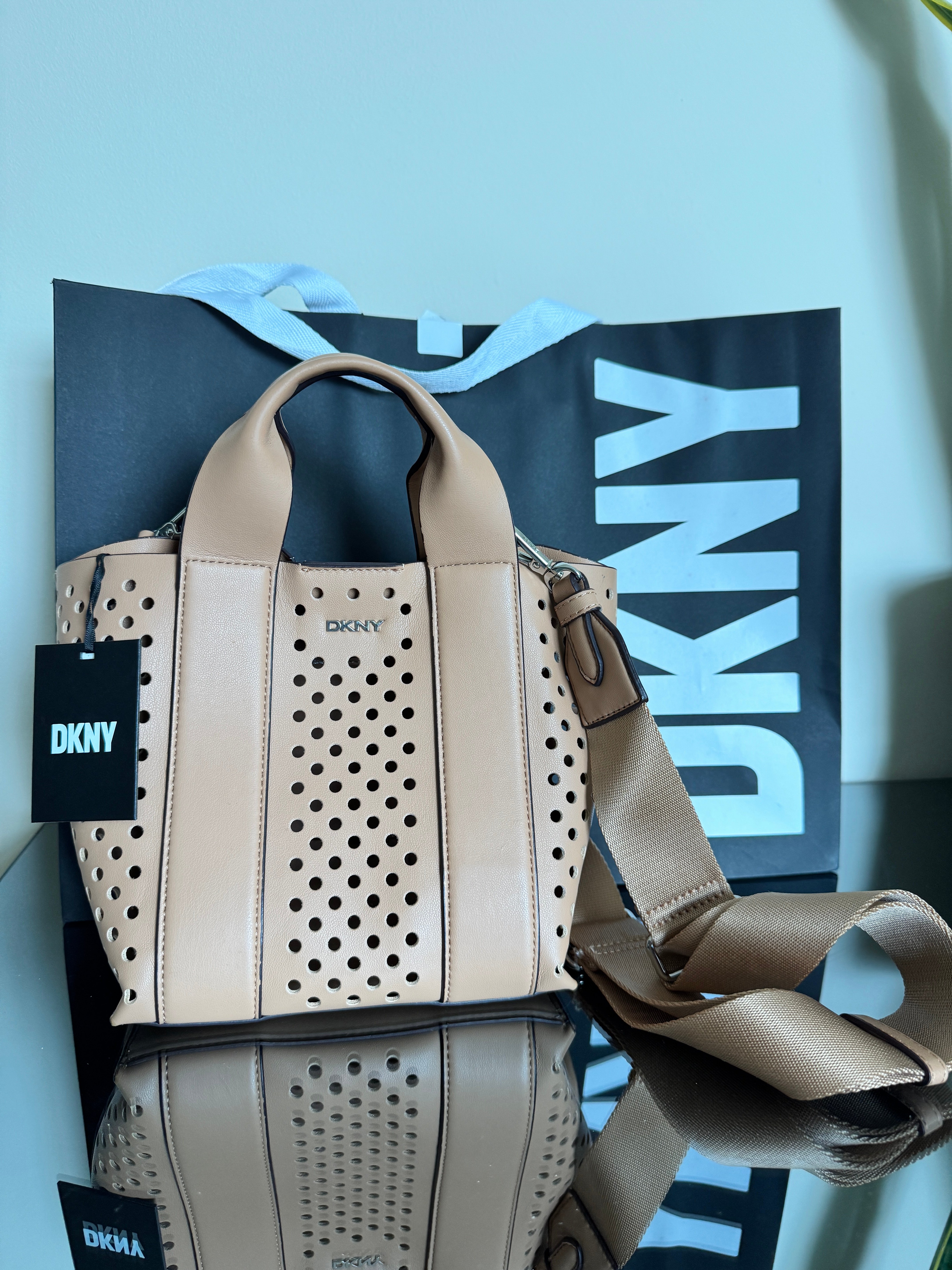 NEW with tag Original DKNY Faux Leather Mini Dakota Tote bag - Image 4