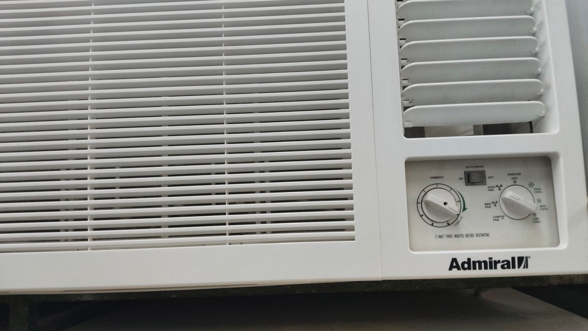 window AC for sale Dua Qatar - Image 7