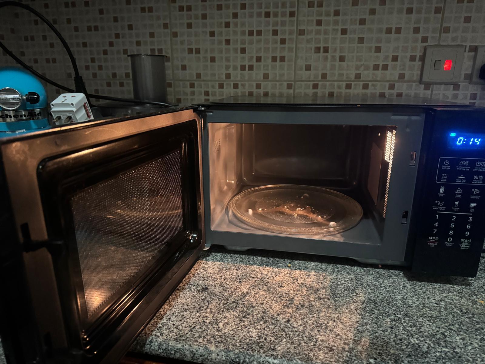 Kenwood Digital Microwave Oven - Image 3