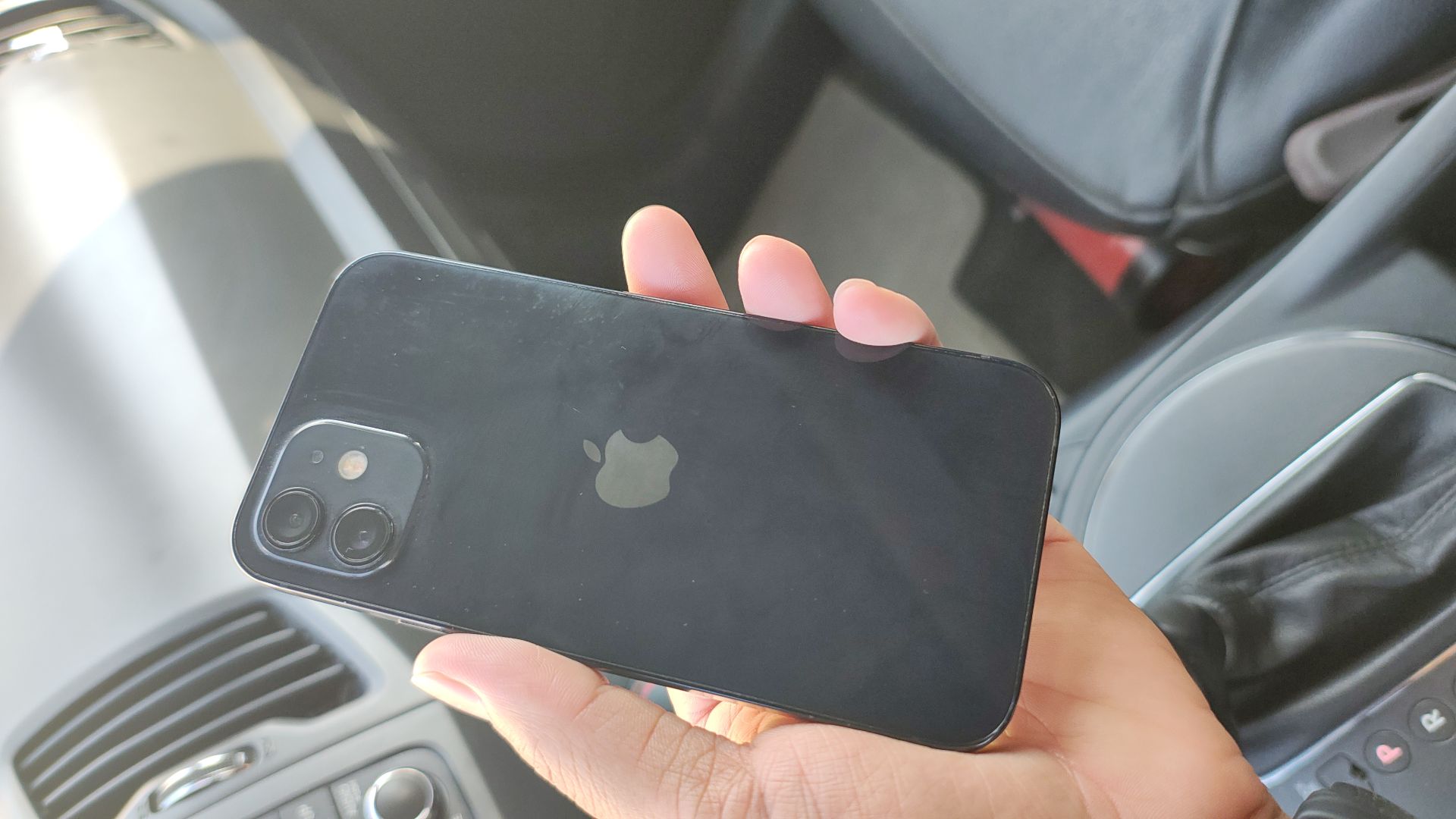 آيفون Apple iPhone 12 128GB Navy Blue - مستعمل - Image 4