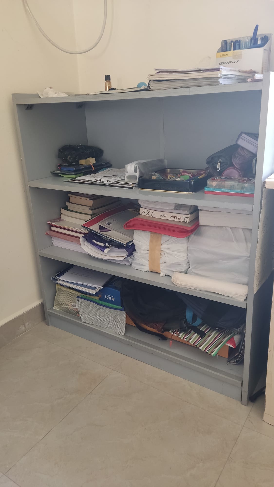 office tabel,office chair,book shelf,dinning table  - Image 4