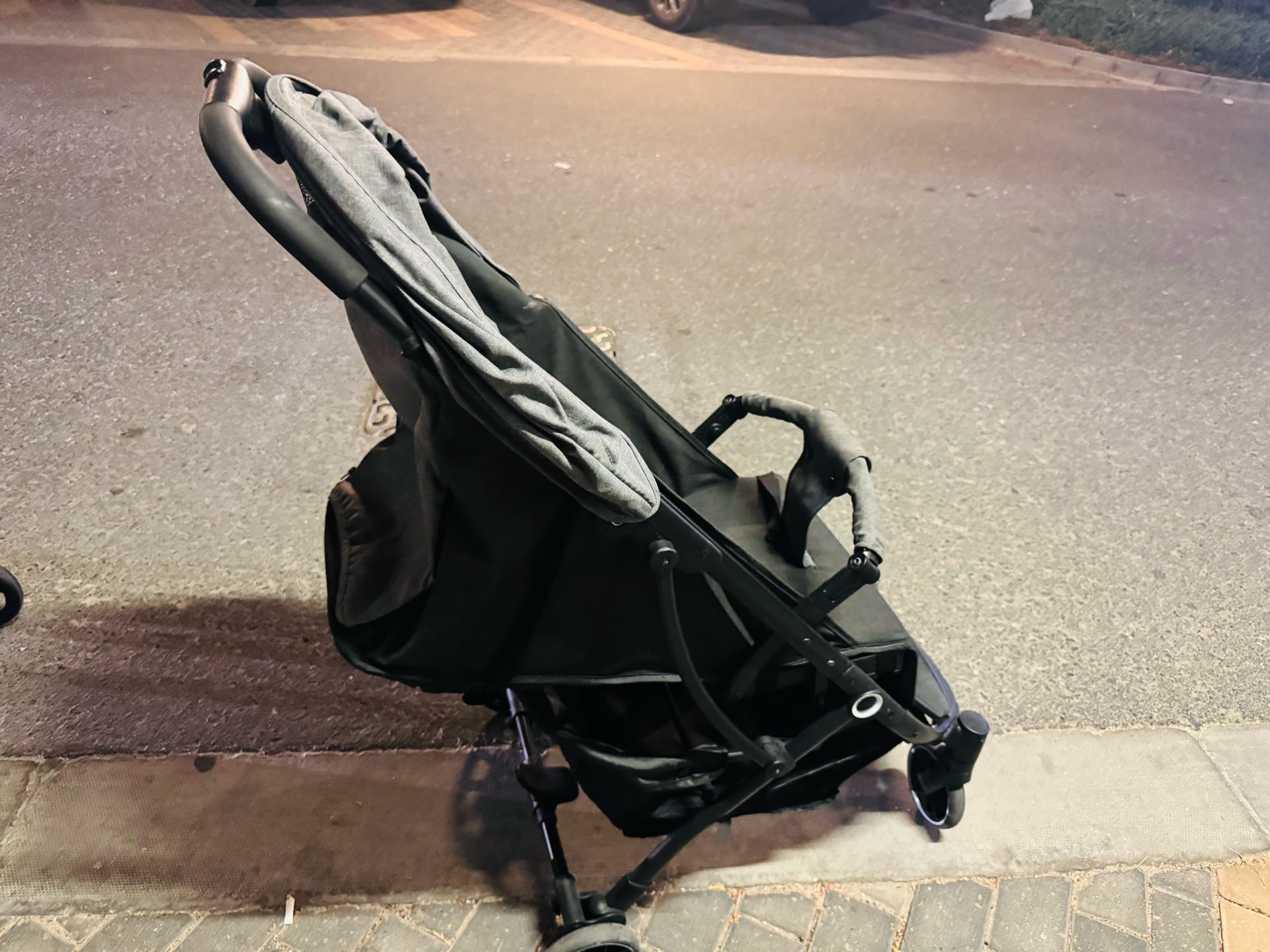 Stroller - Image 2