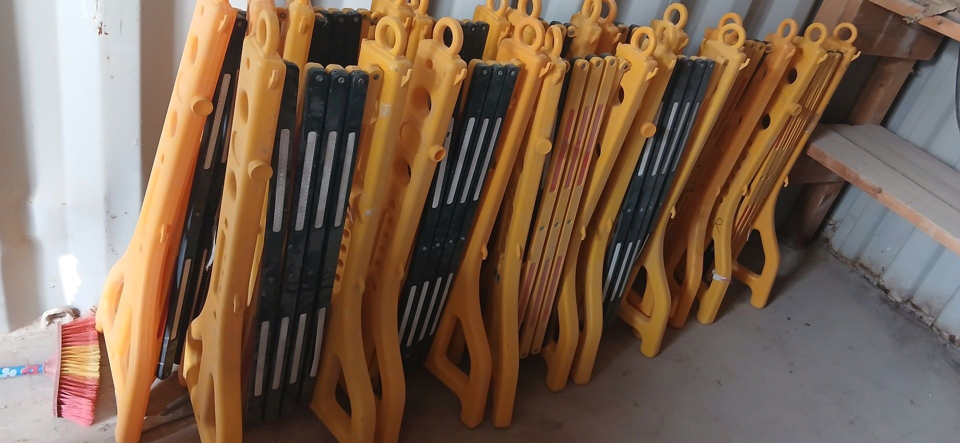 Safety barriers fencing for sale - Image 7