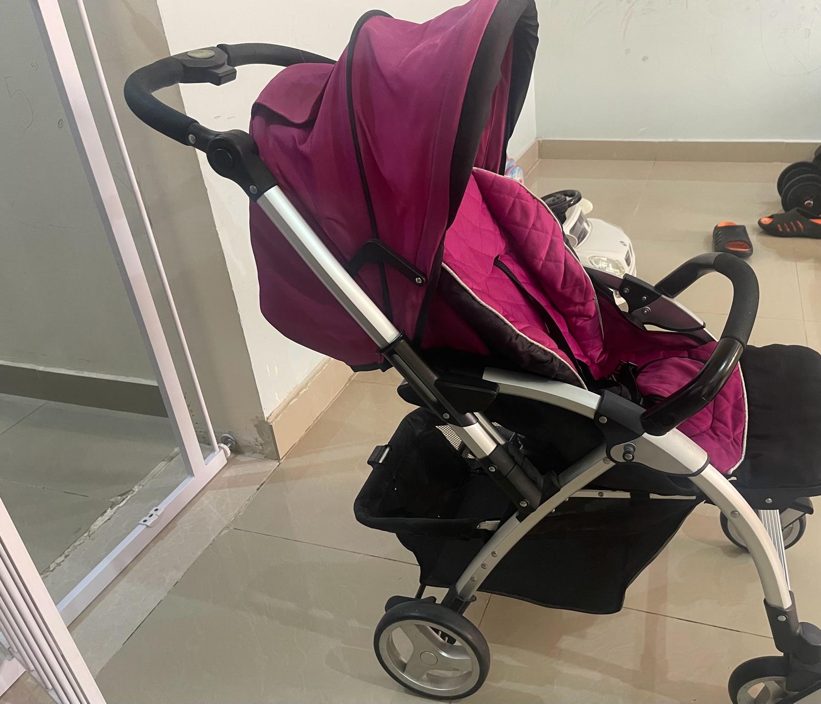Juniors branded stroller - Image 1