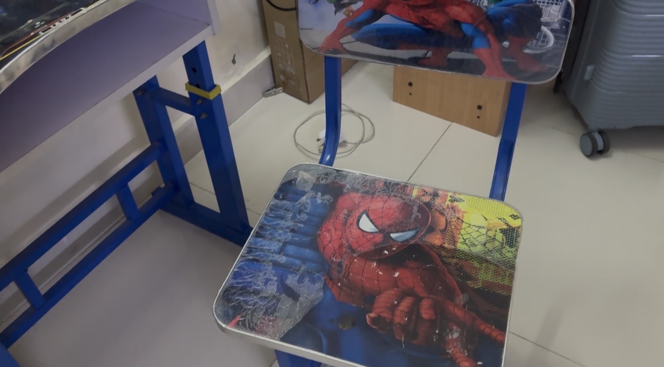 Study table for students  - Image 2