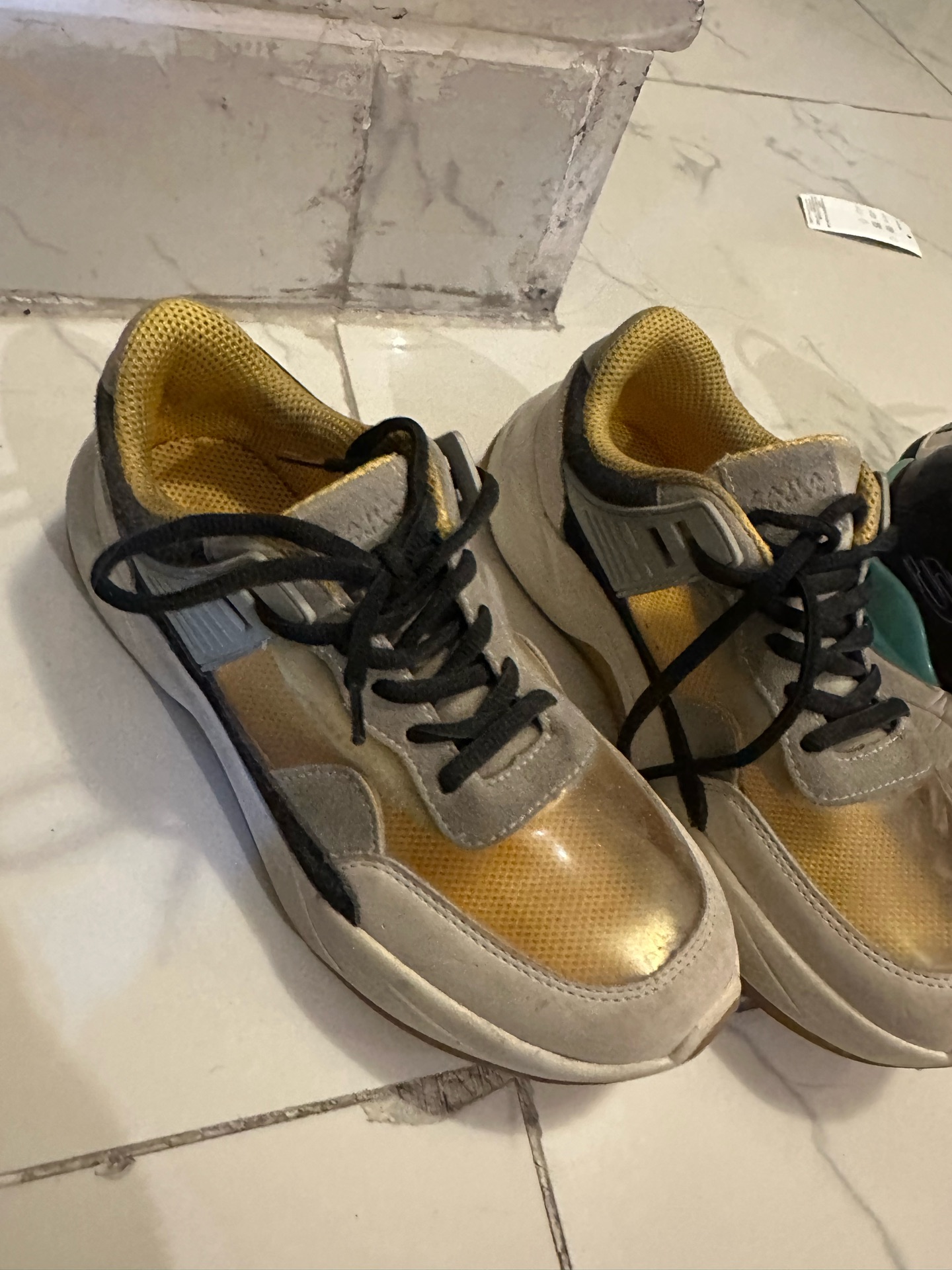 Adidas skechers under armor  and zara foot wear - Image 5