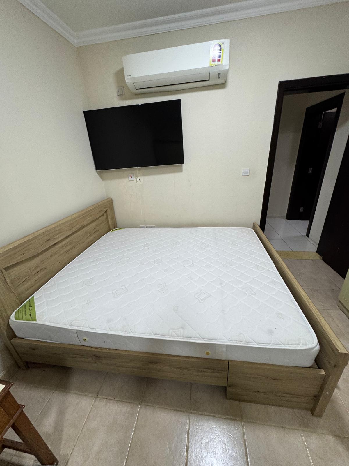 Queen bed with matress from home center  - Image 2