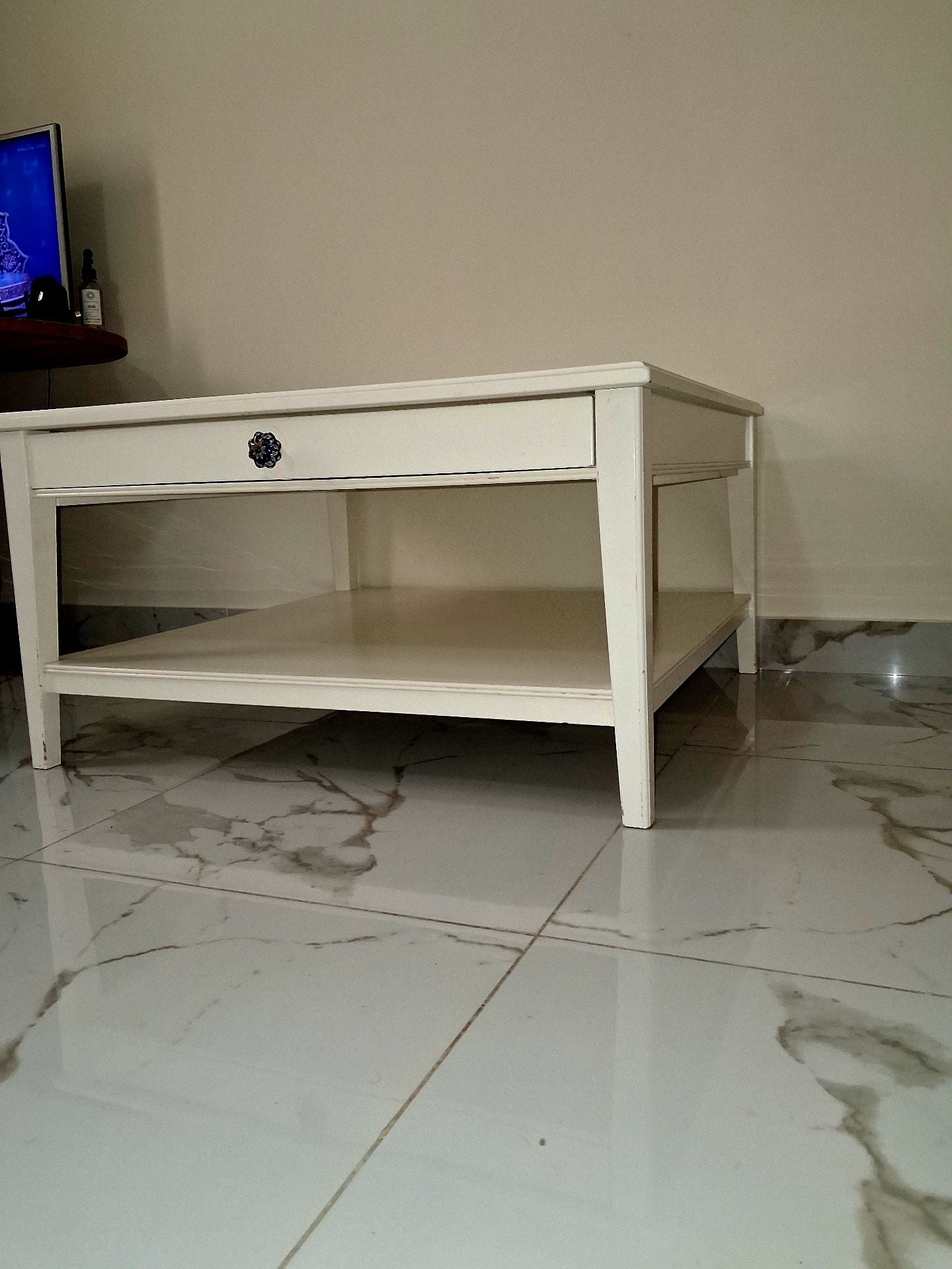 Tables, Chairs & Seating - Image 6