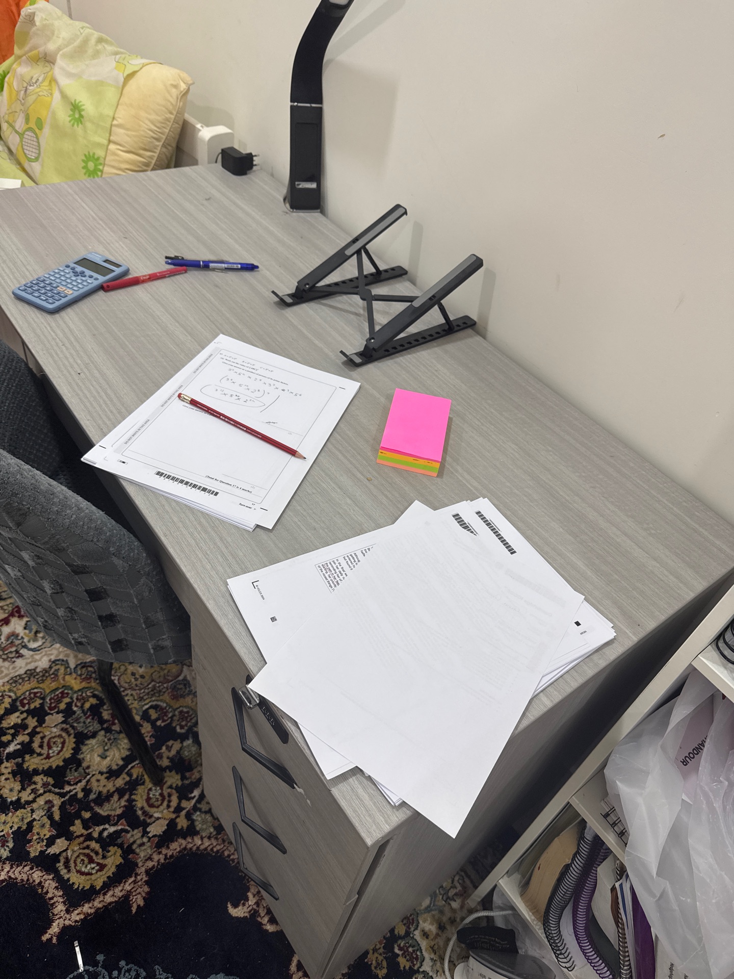 Desk for sale - Image 1