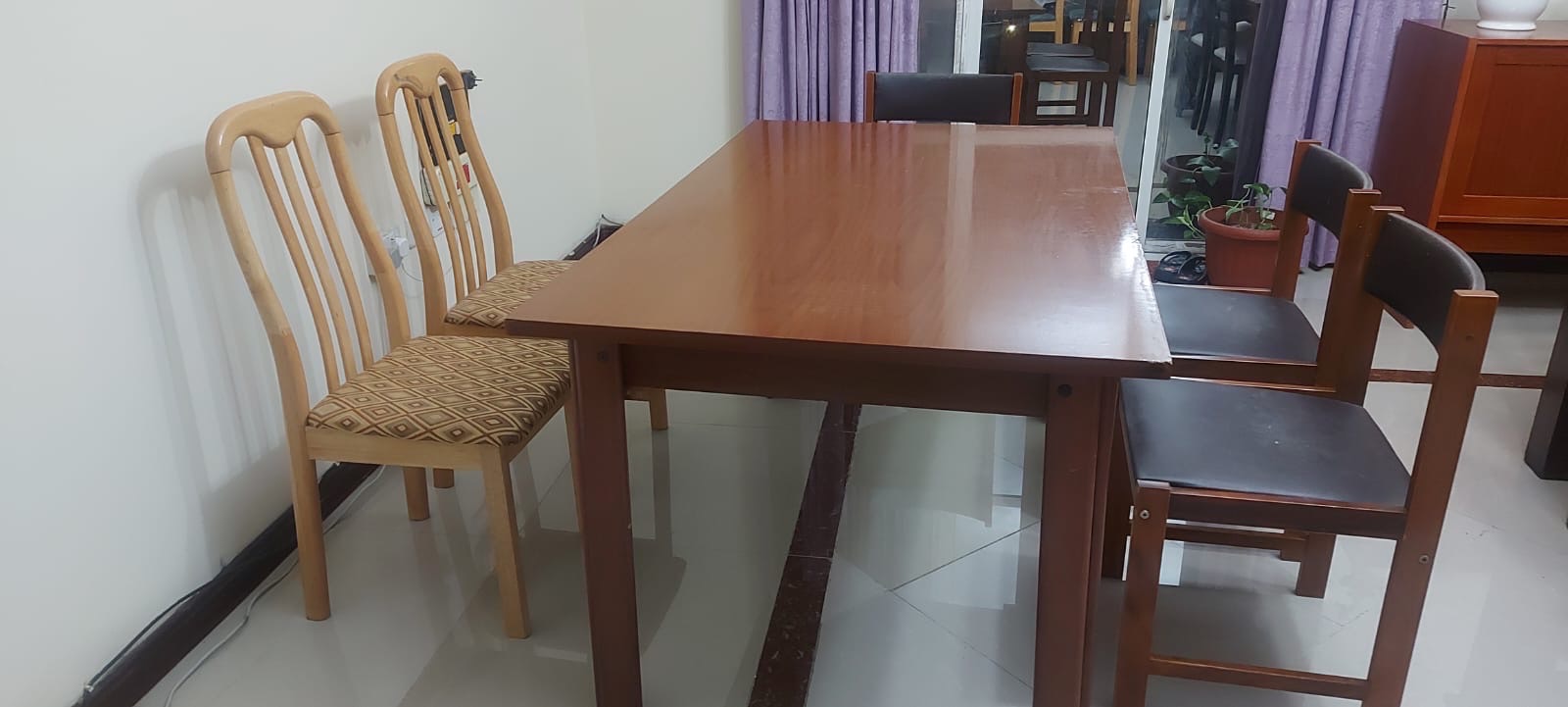 Table and Chairs for Sale - Image 4