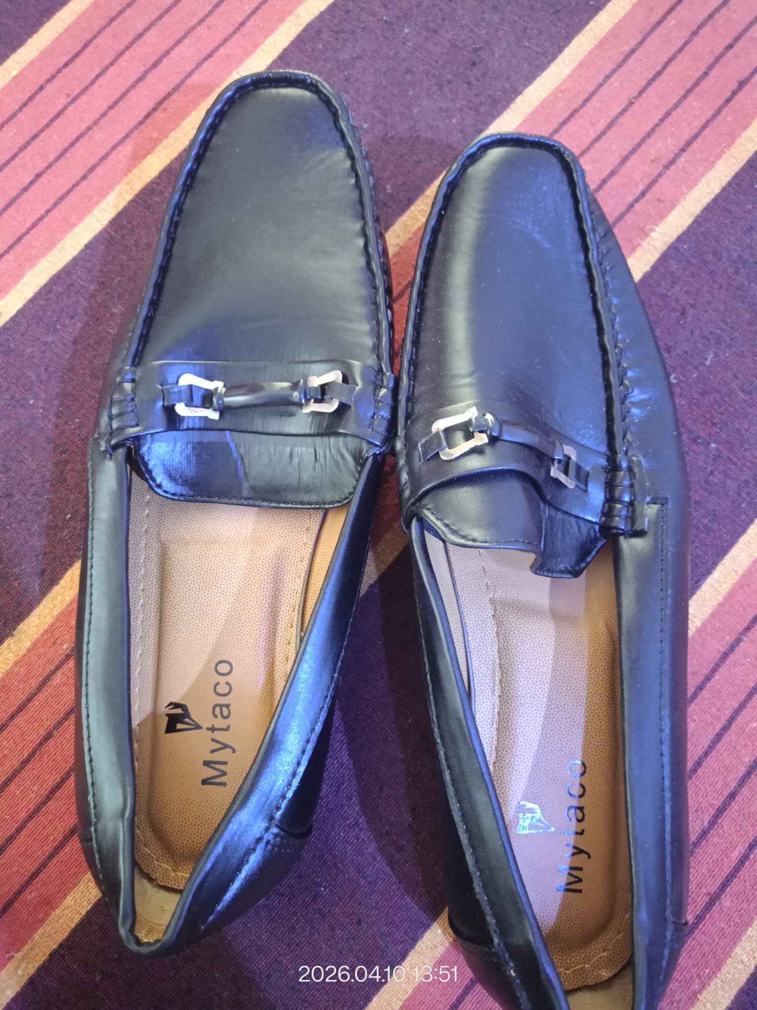 King Size bed,shoe.foot Weare,Lugguage bags,Washing Machine - Image 5