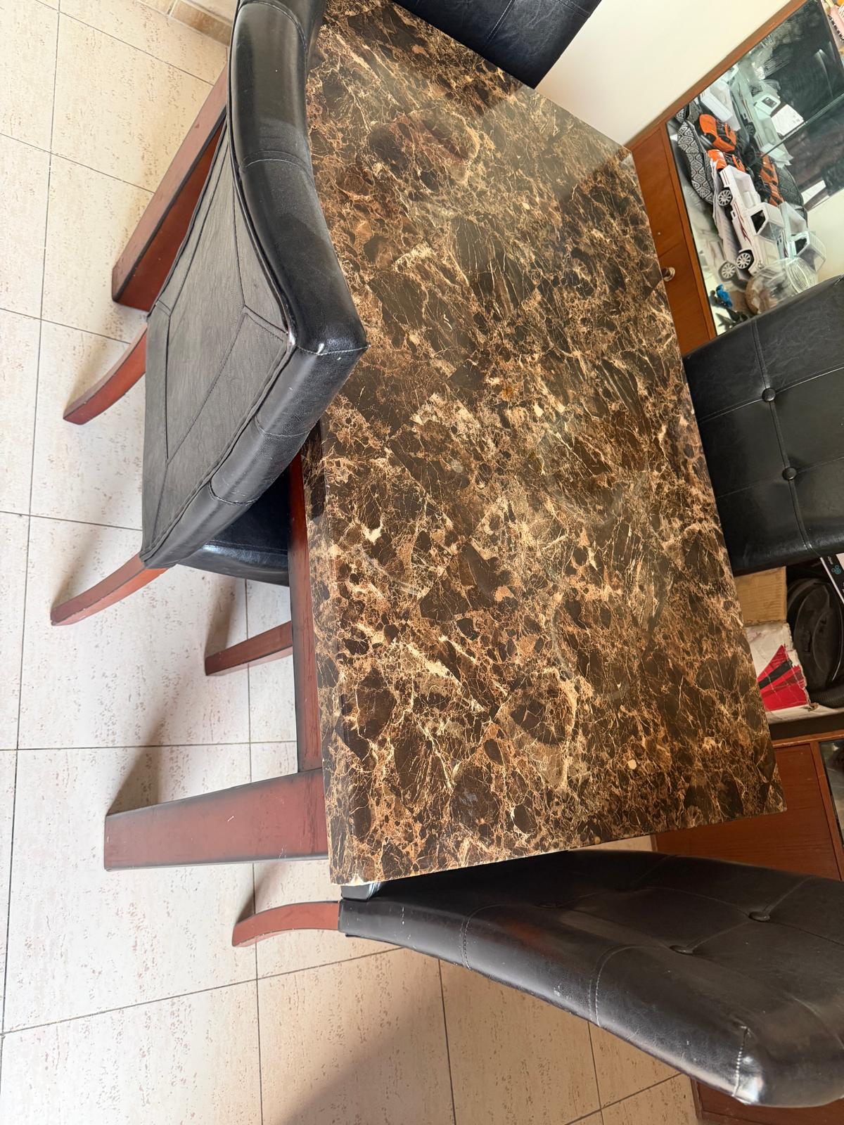 DINING TALBLE 1+4 FOR SALE - Image 2