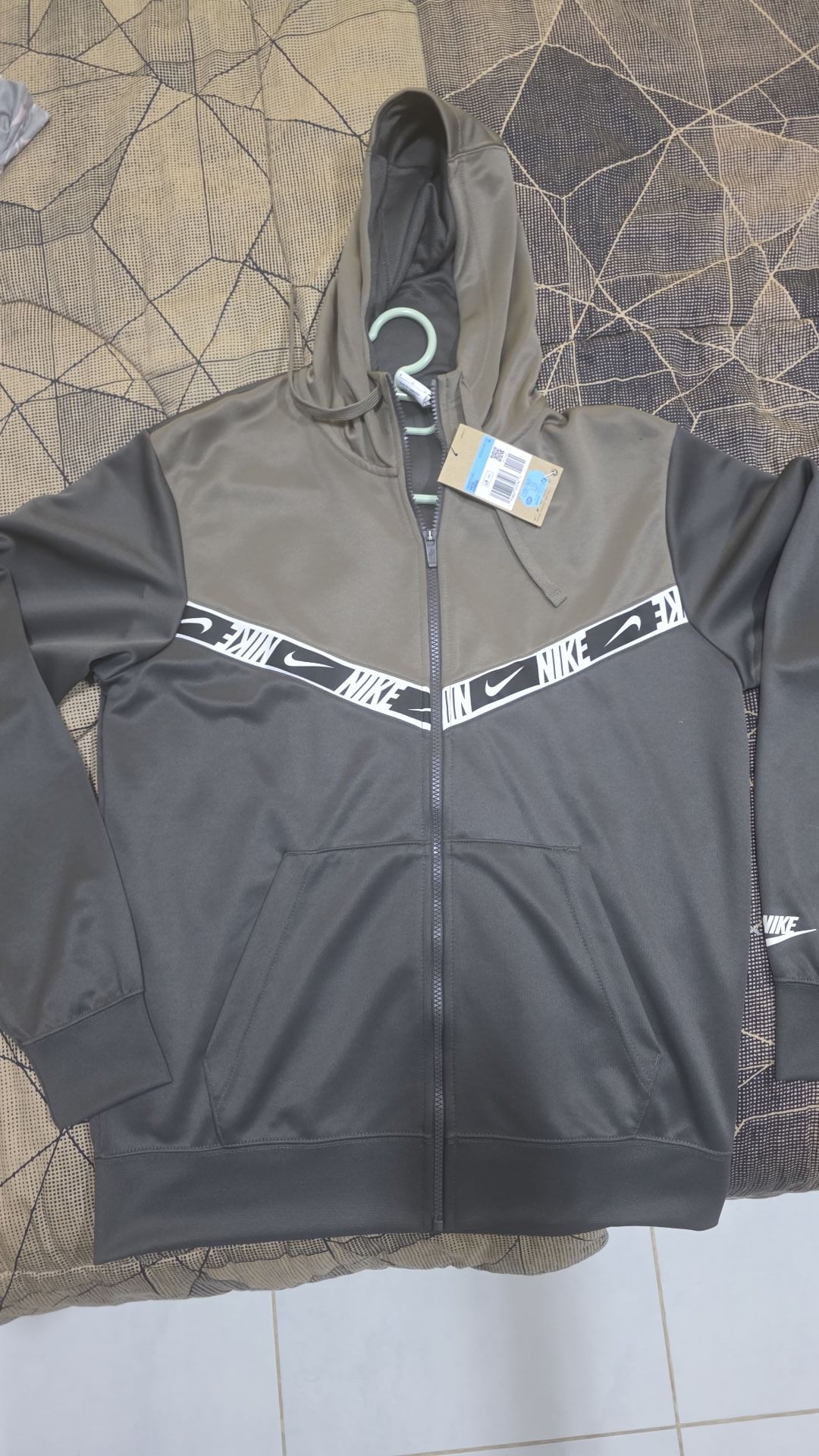 NIKE brand new Reduced - Image 1