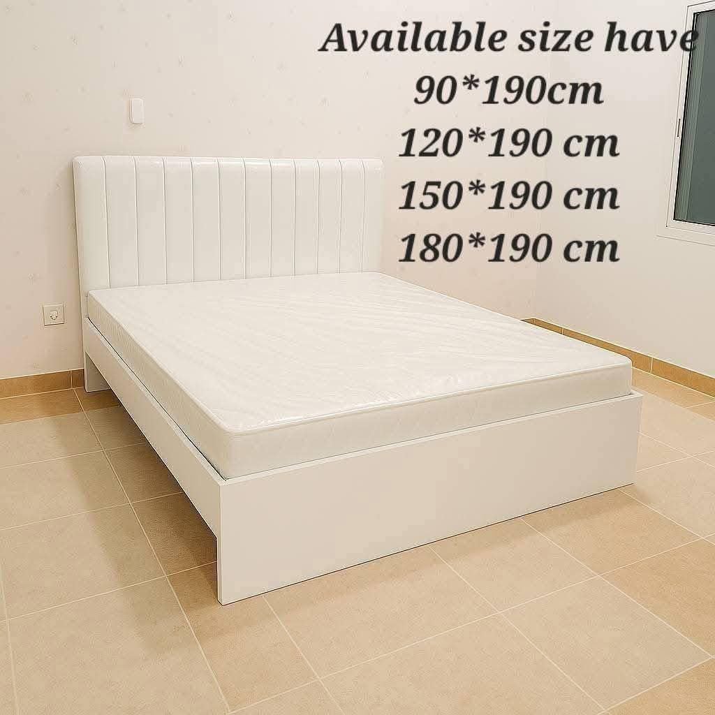 Bed with mattress  - Image 8