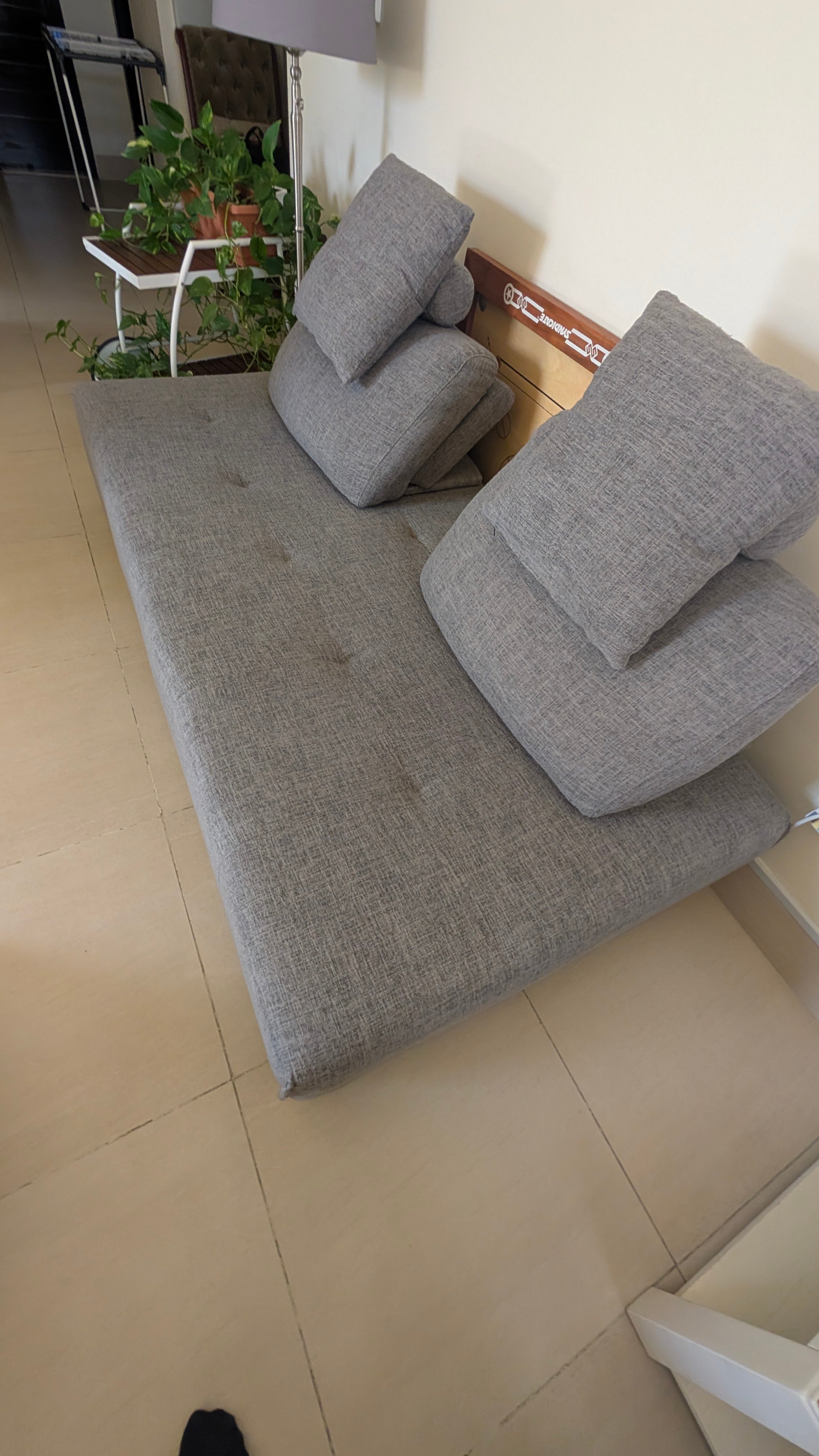 Love couch  - Image 2