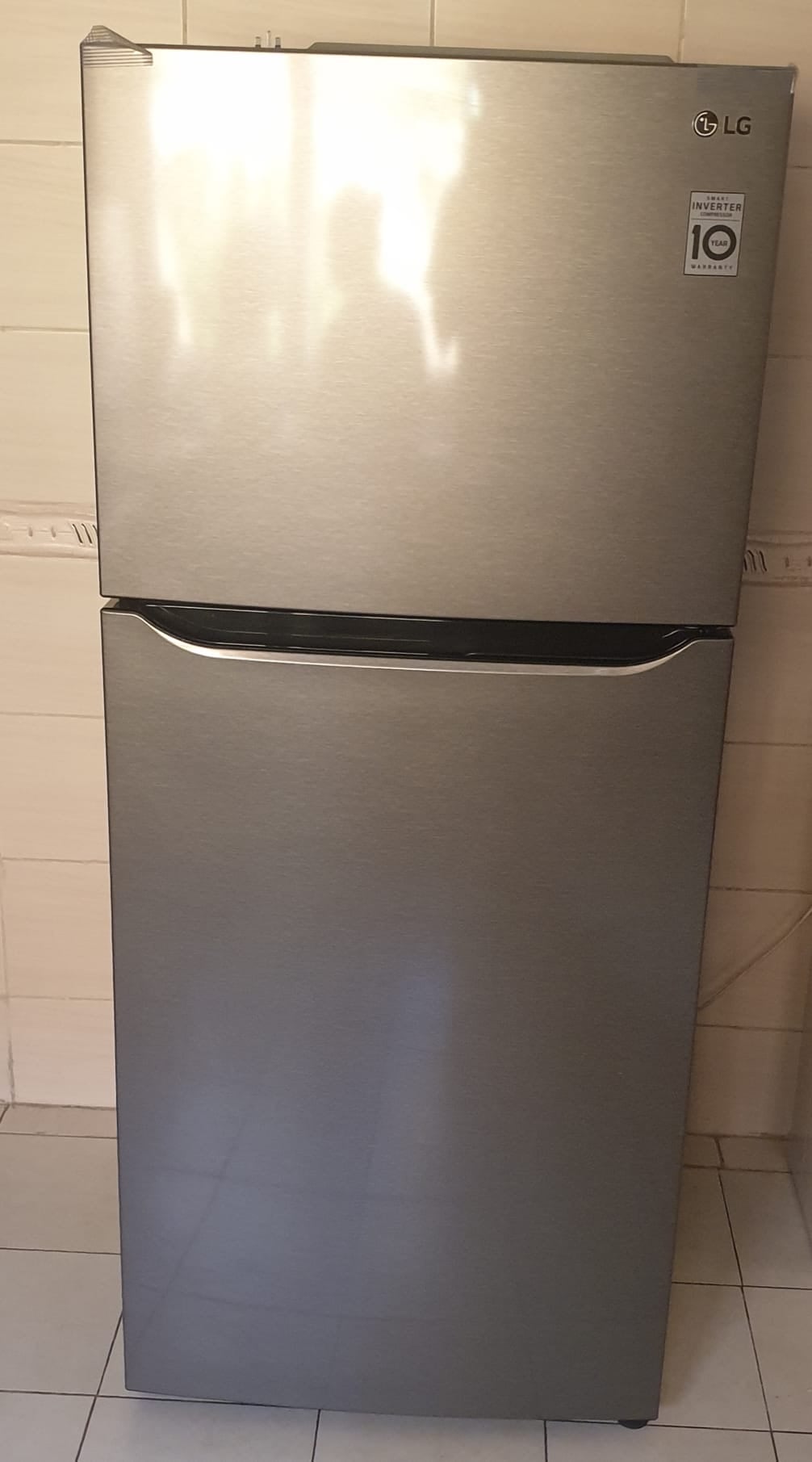 Lg fridge 500 l excellent condition - Image 1