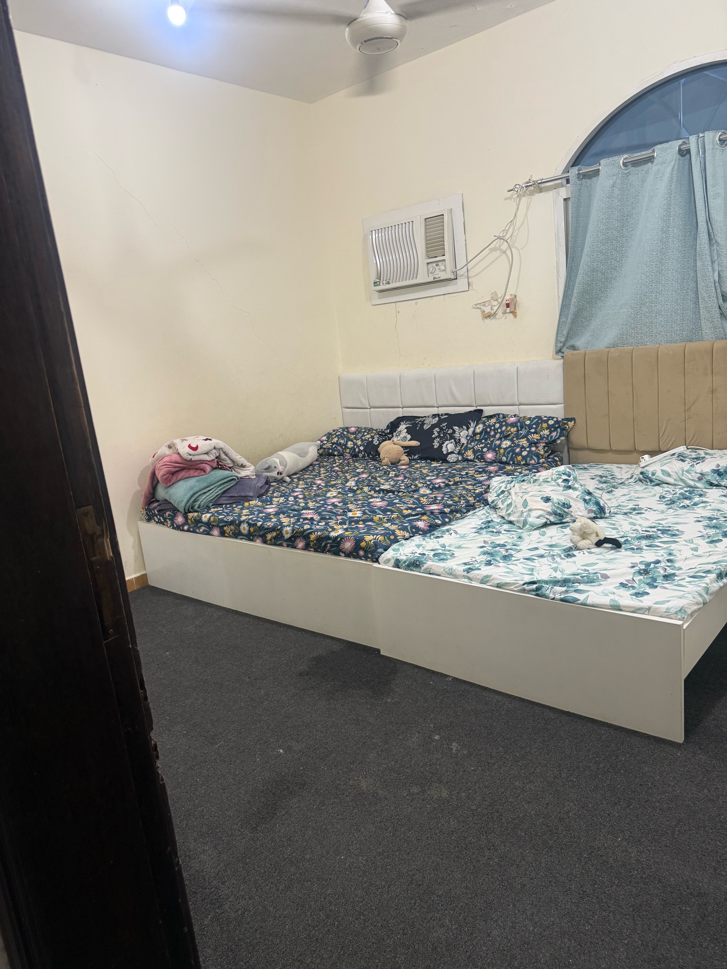 Queen Size Bed with Dressing table  - Image 2