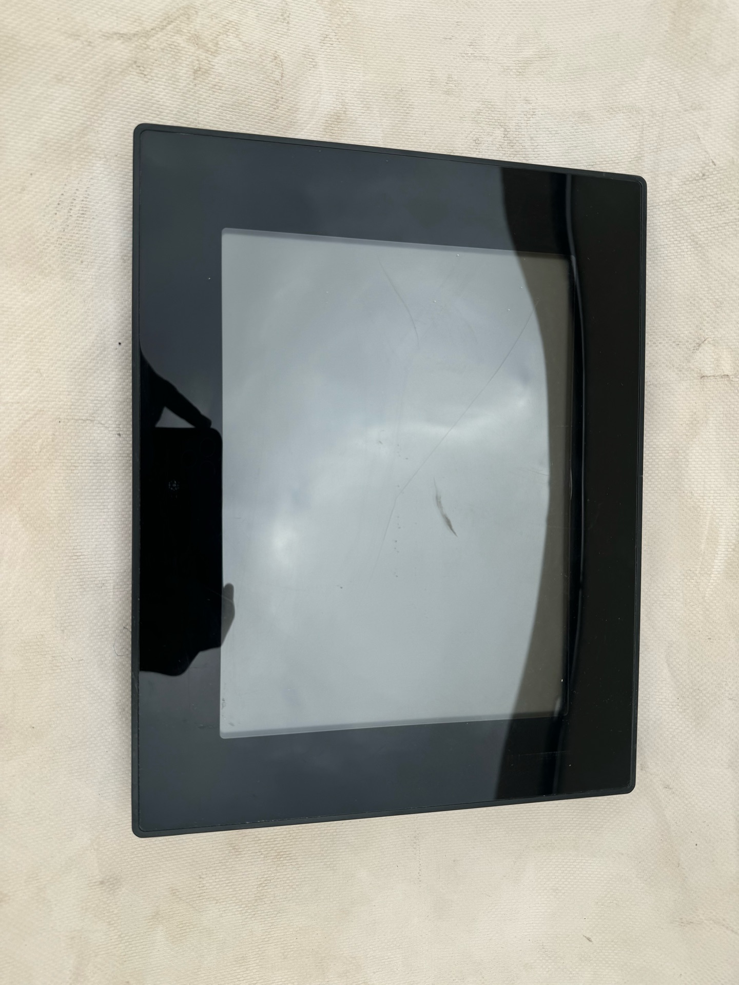 Screen  - Image 2